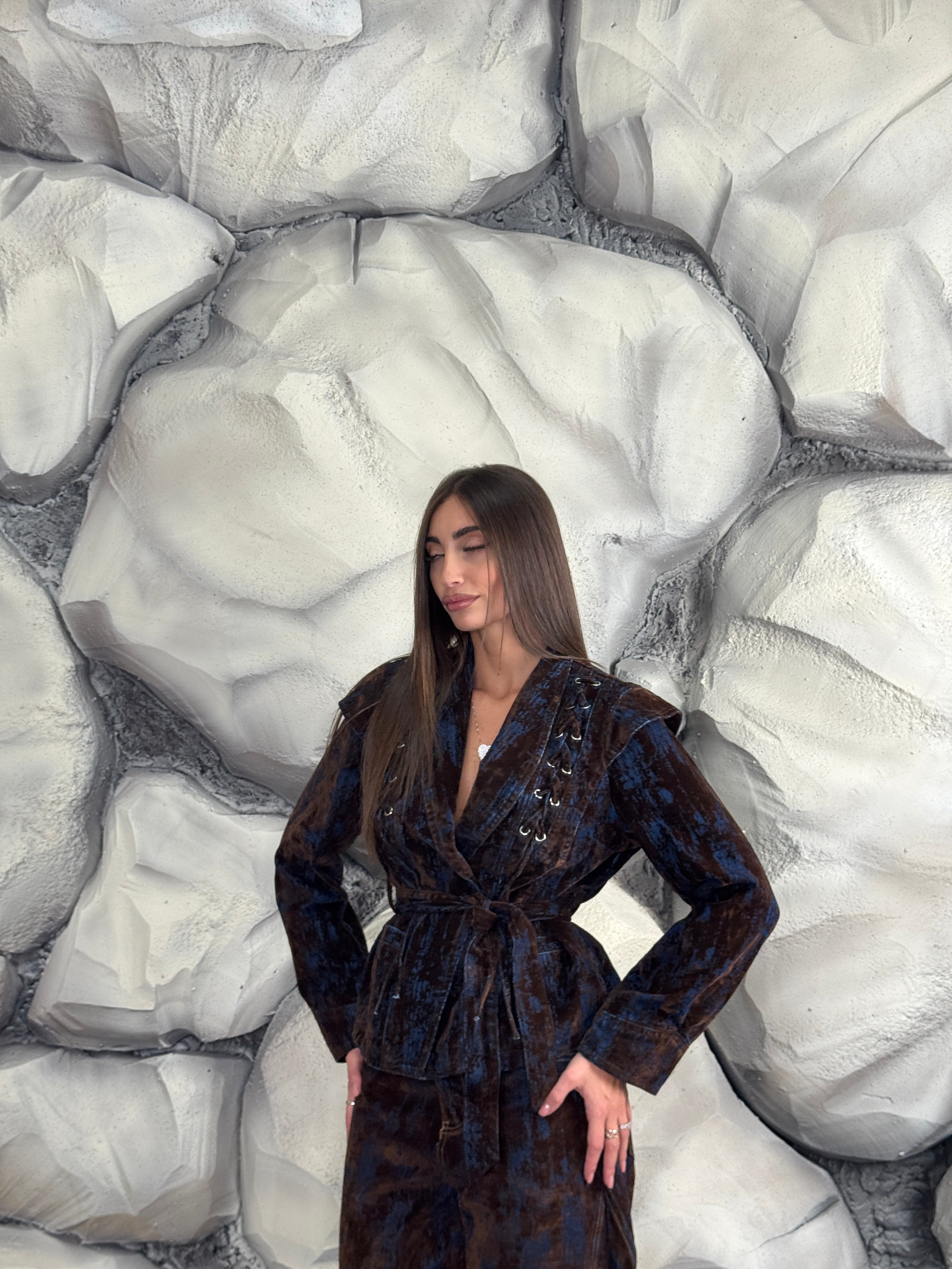 Giacca mix con cintura in vita