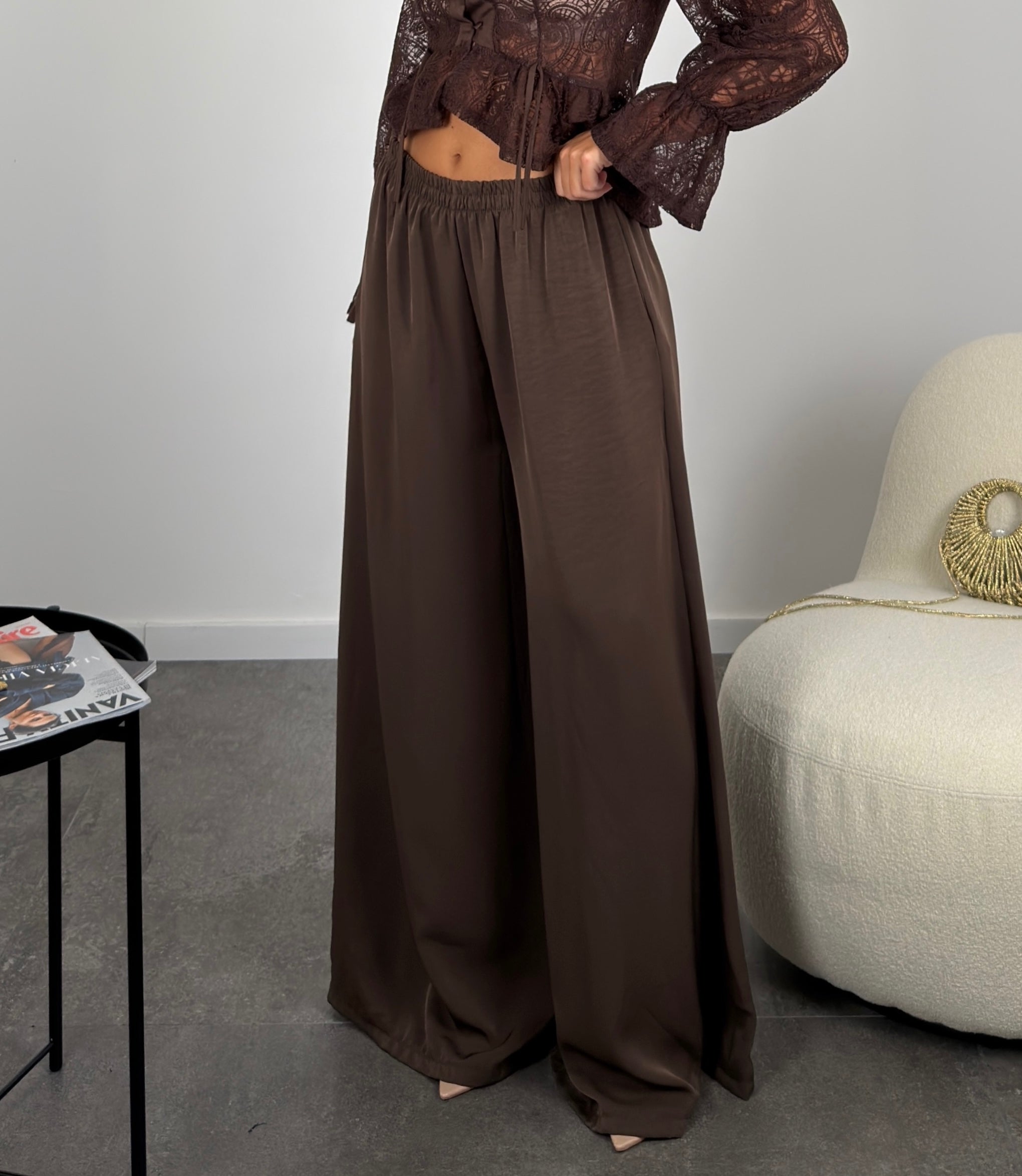 Pantalone semplice con elastico in vita