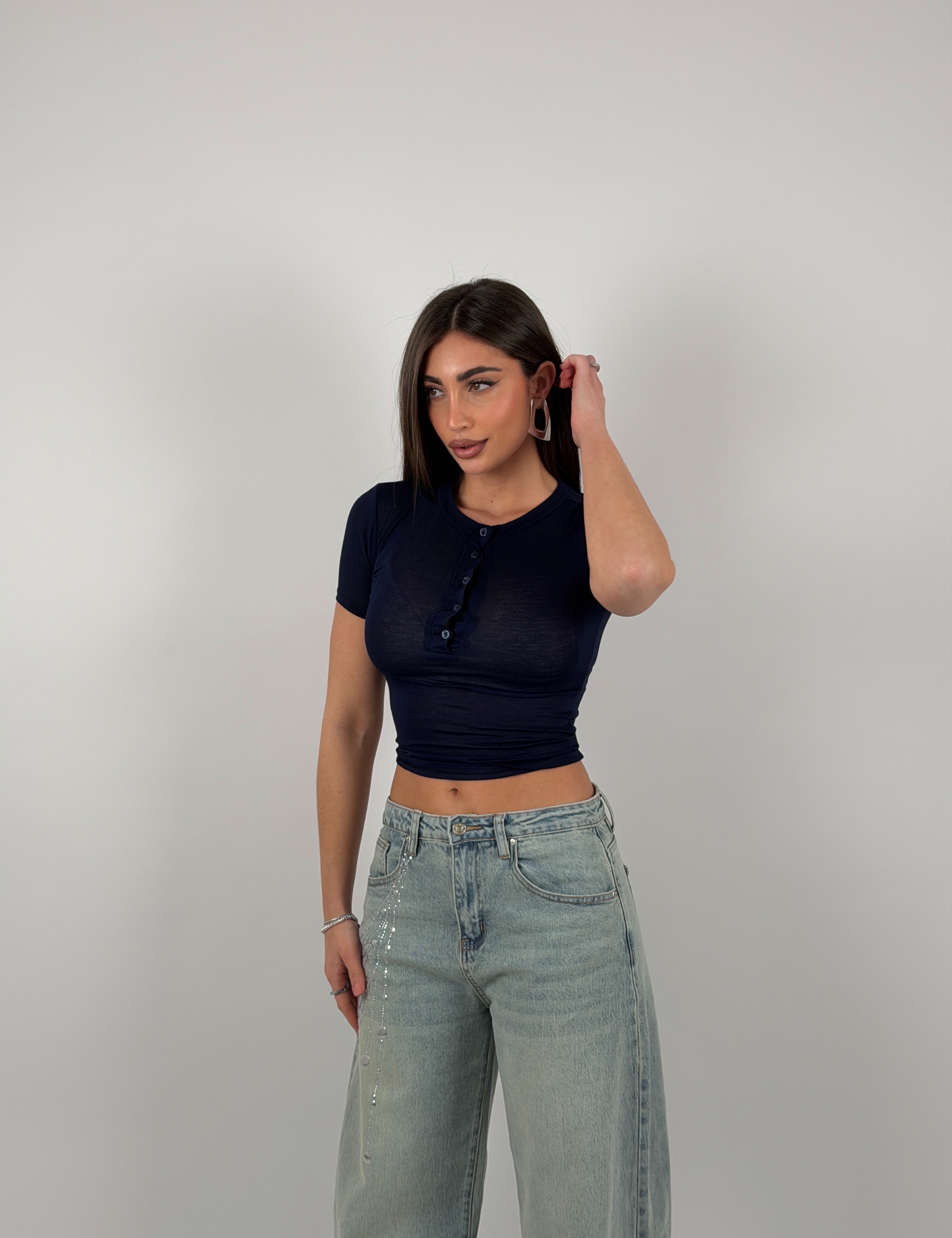 Maglia semivelata con bottoncini