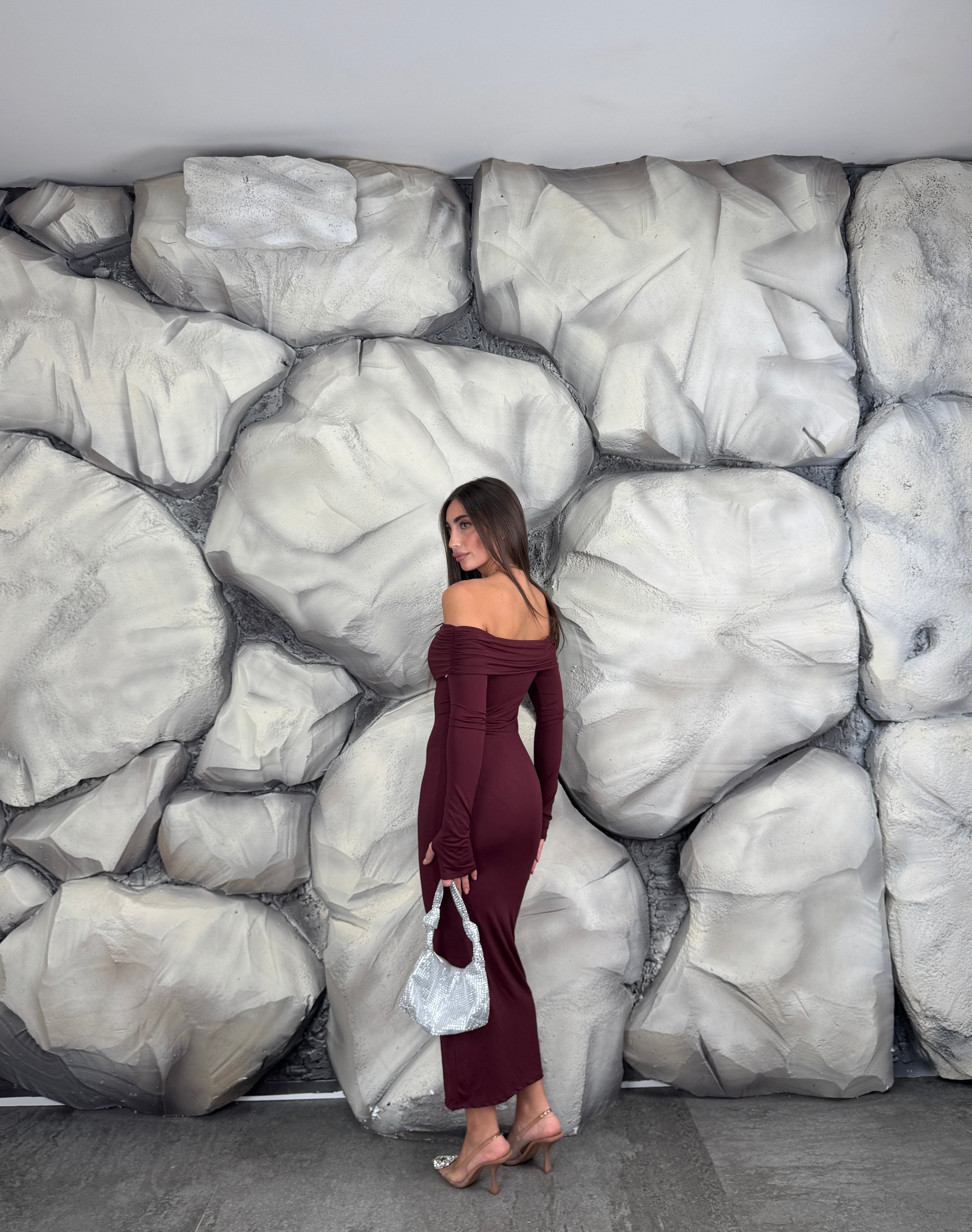 Vestito scollo a barca