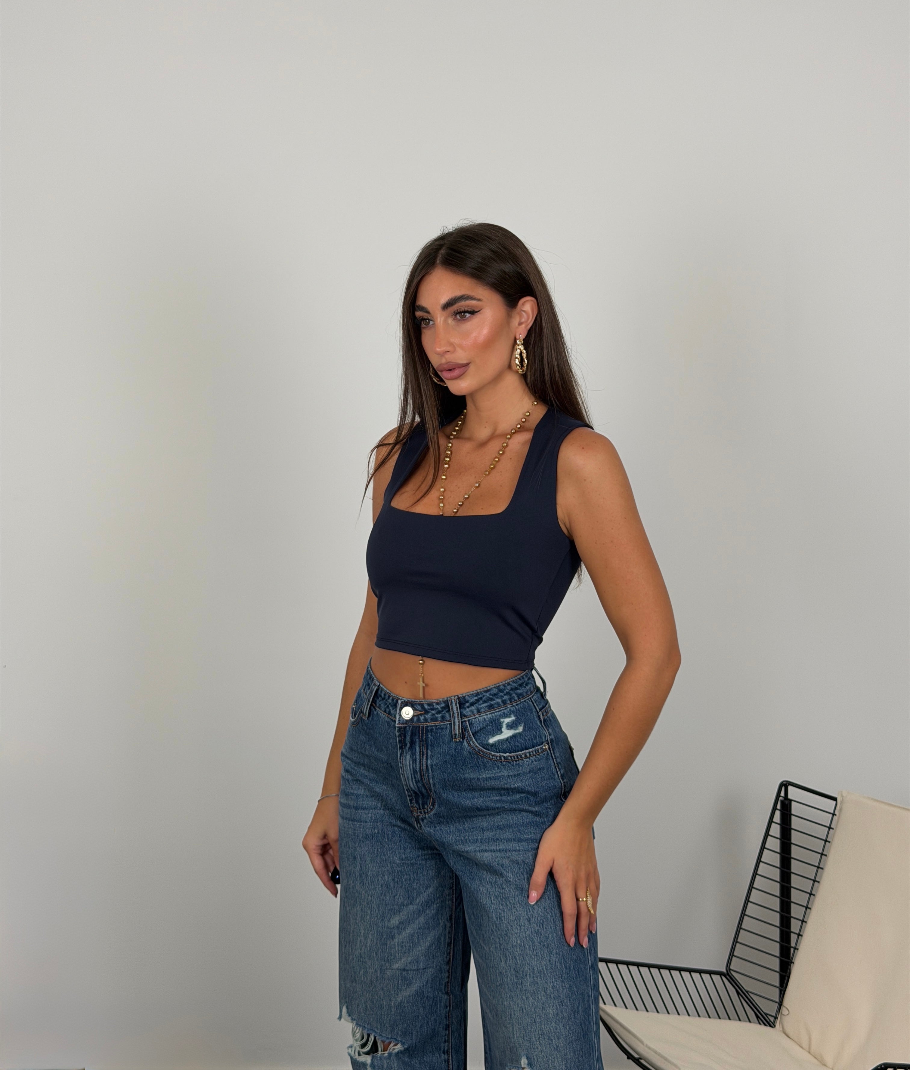 Top scollo quadrato
