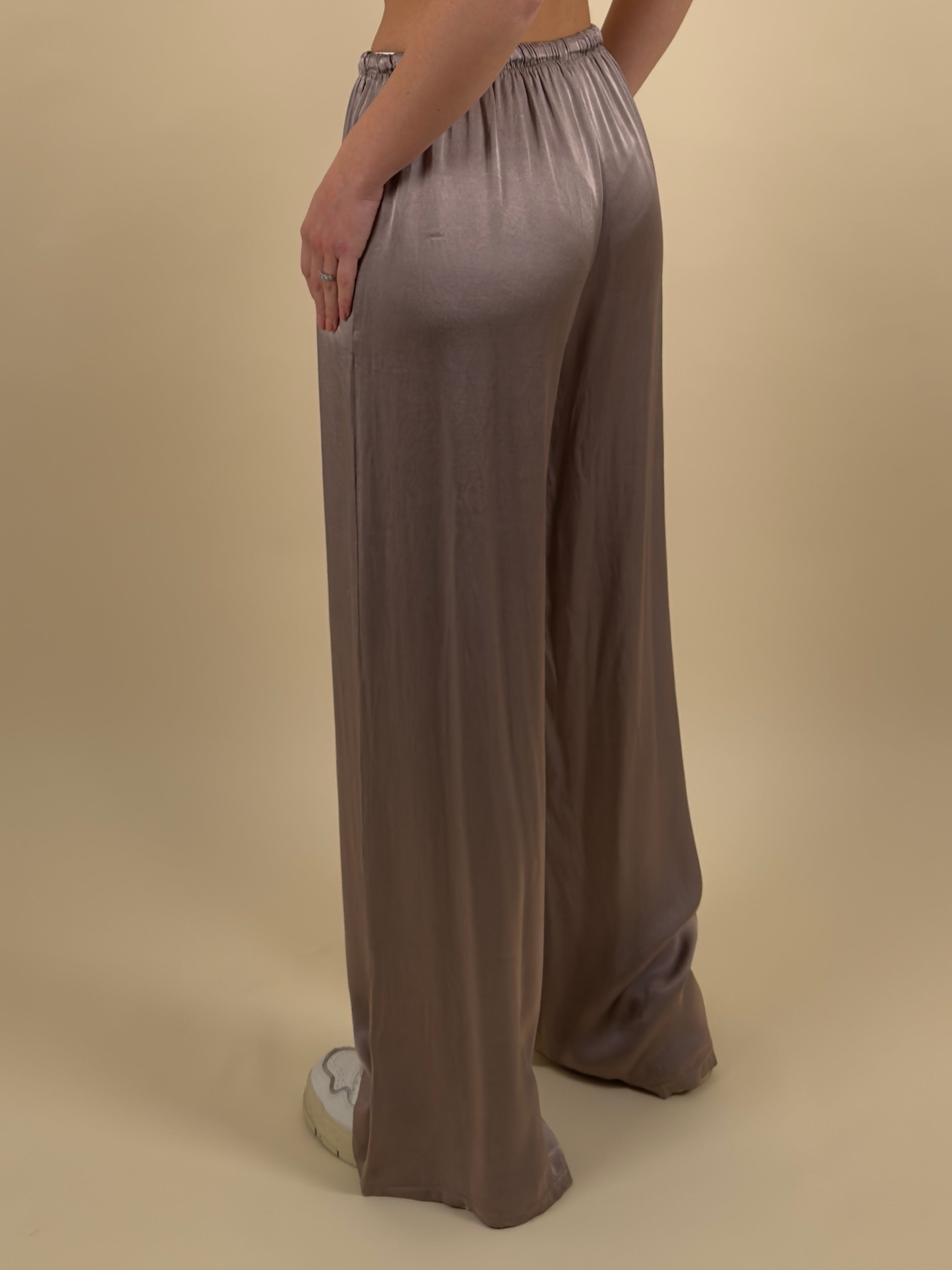 Pantalone effetto satinato Universal