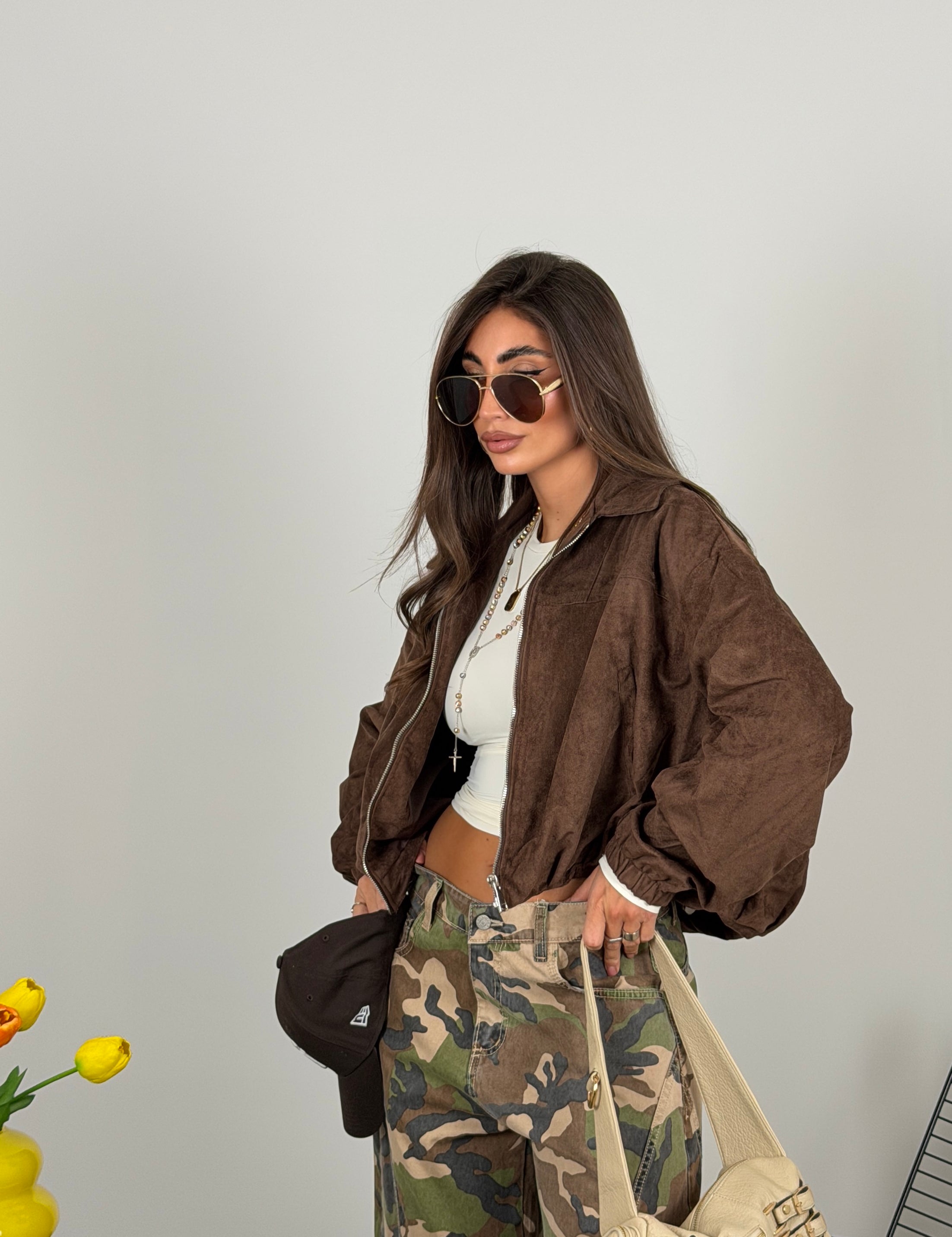 Giacca in camoscio modello bomber