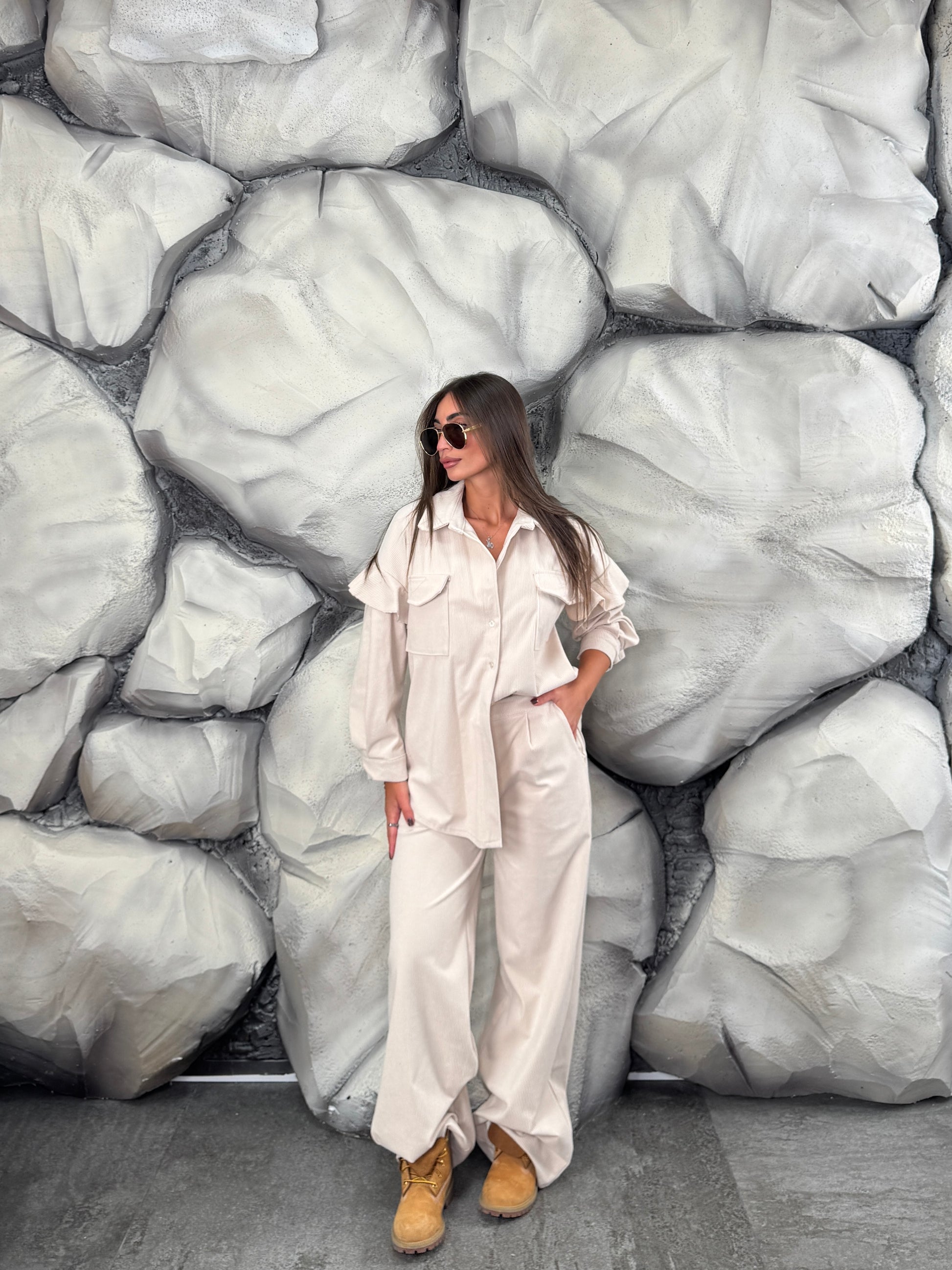 Completo camicia e pantalone in velluto