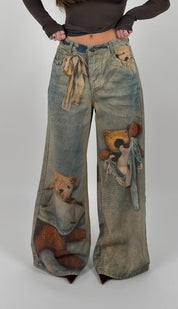 Jeans con stampe orsetti