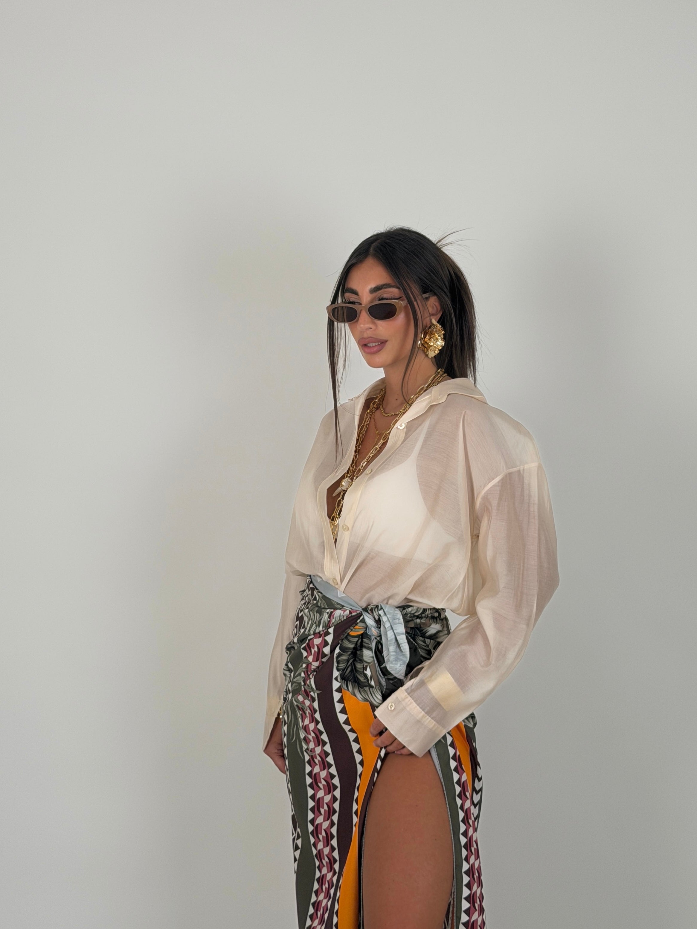 Camicia semivelata oversize