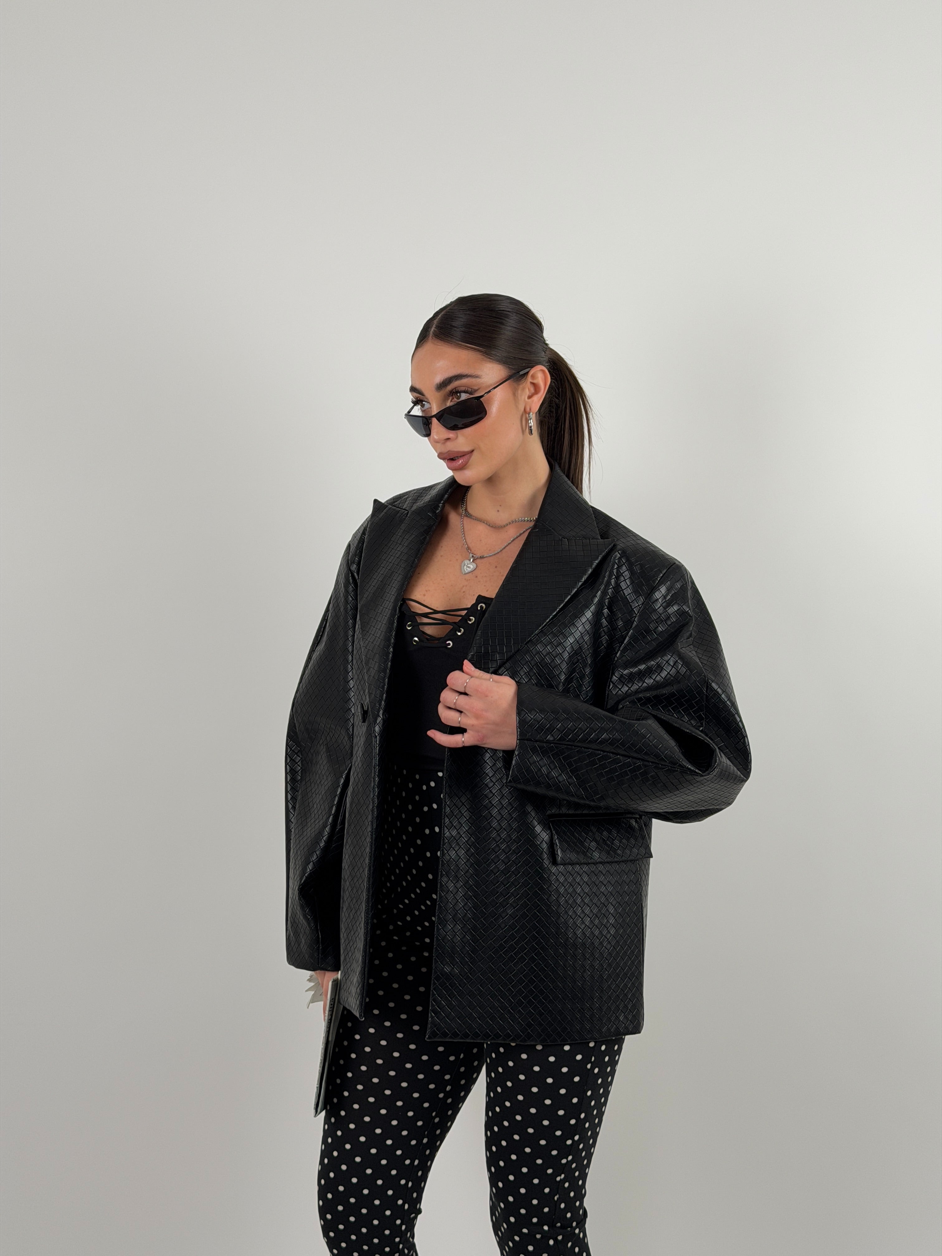 Giacca intagliata by Lumina