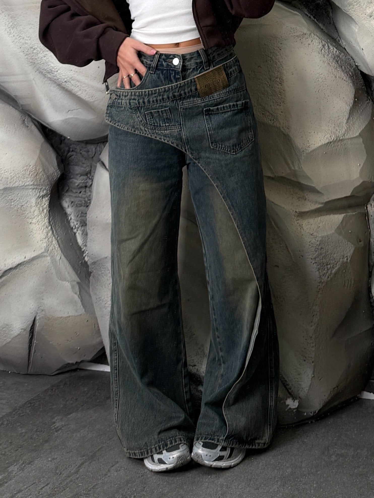 Jeans chiusura trasversale