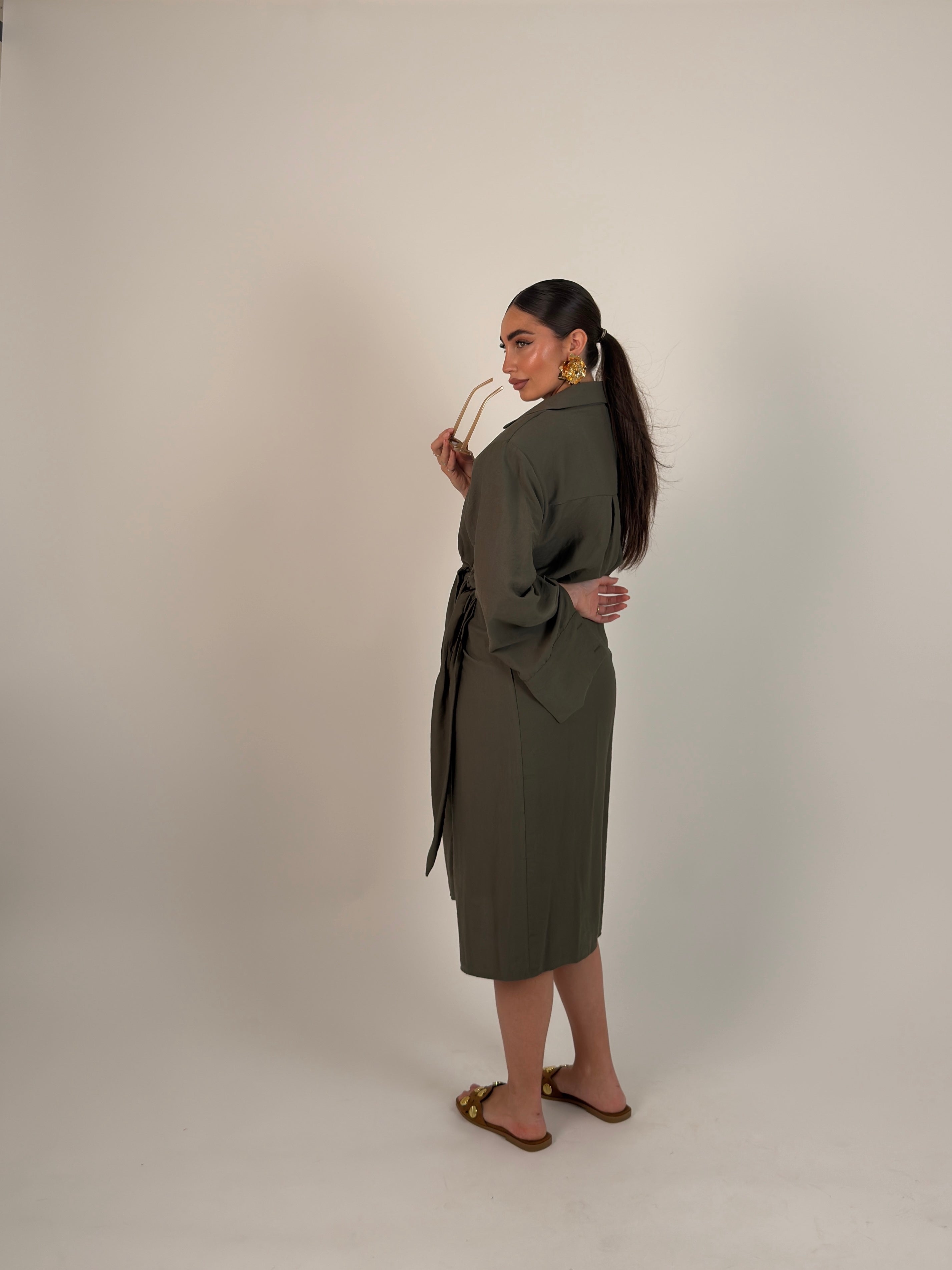 Vestito midi portafoglio semplice
