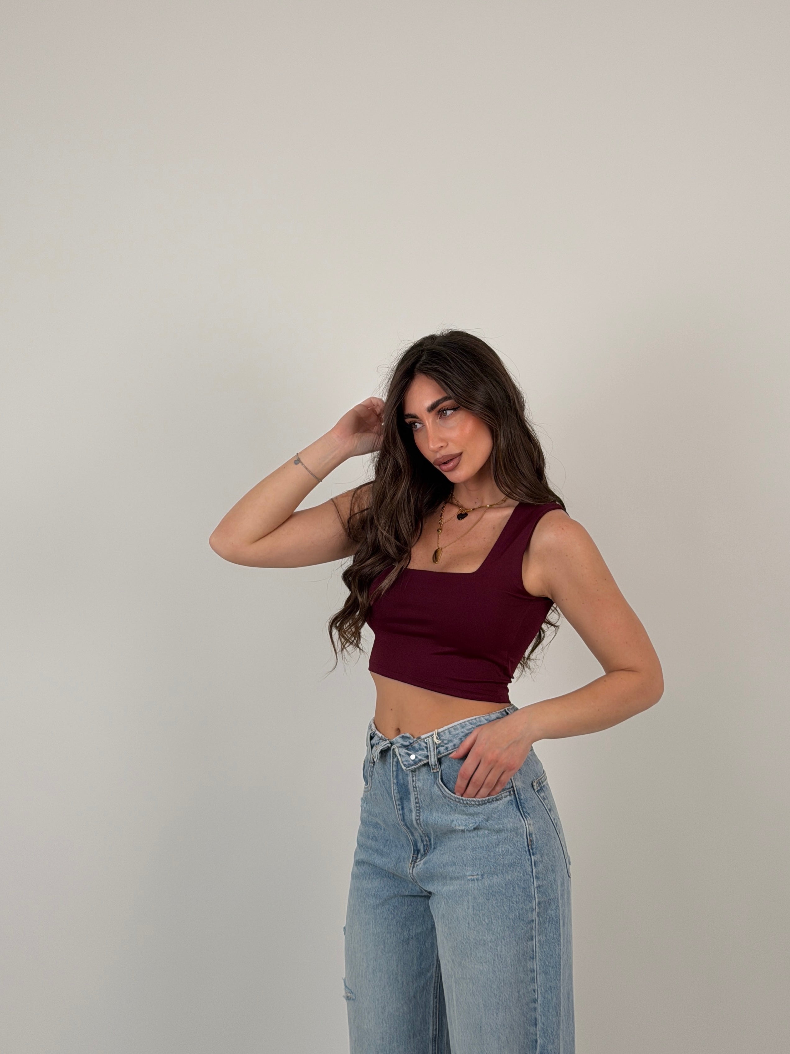 Top scollo quadrato