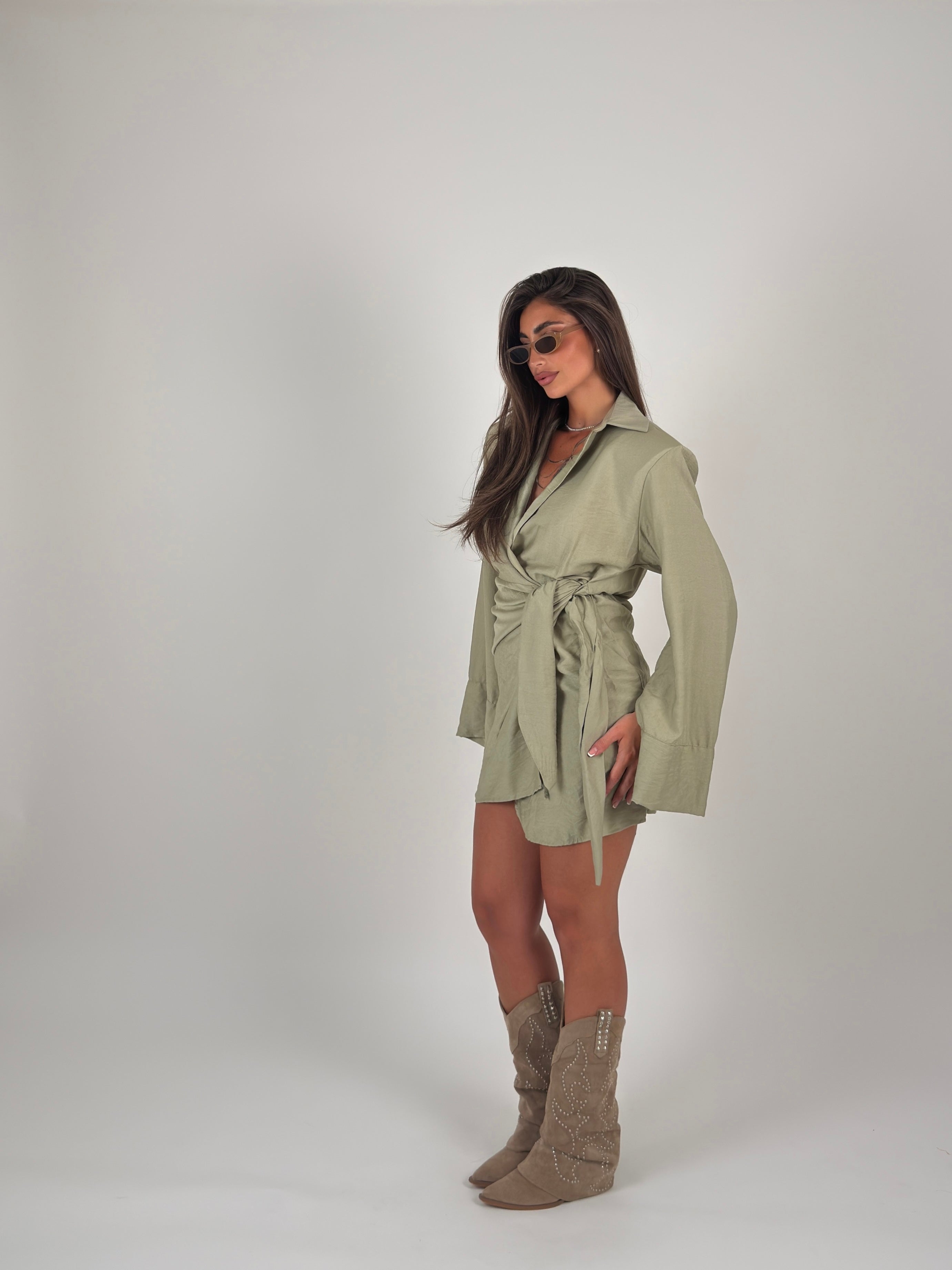 Vestito portafoglio semplice corto