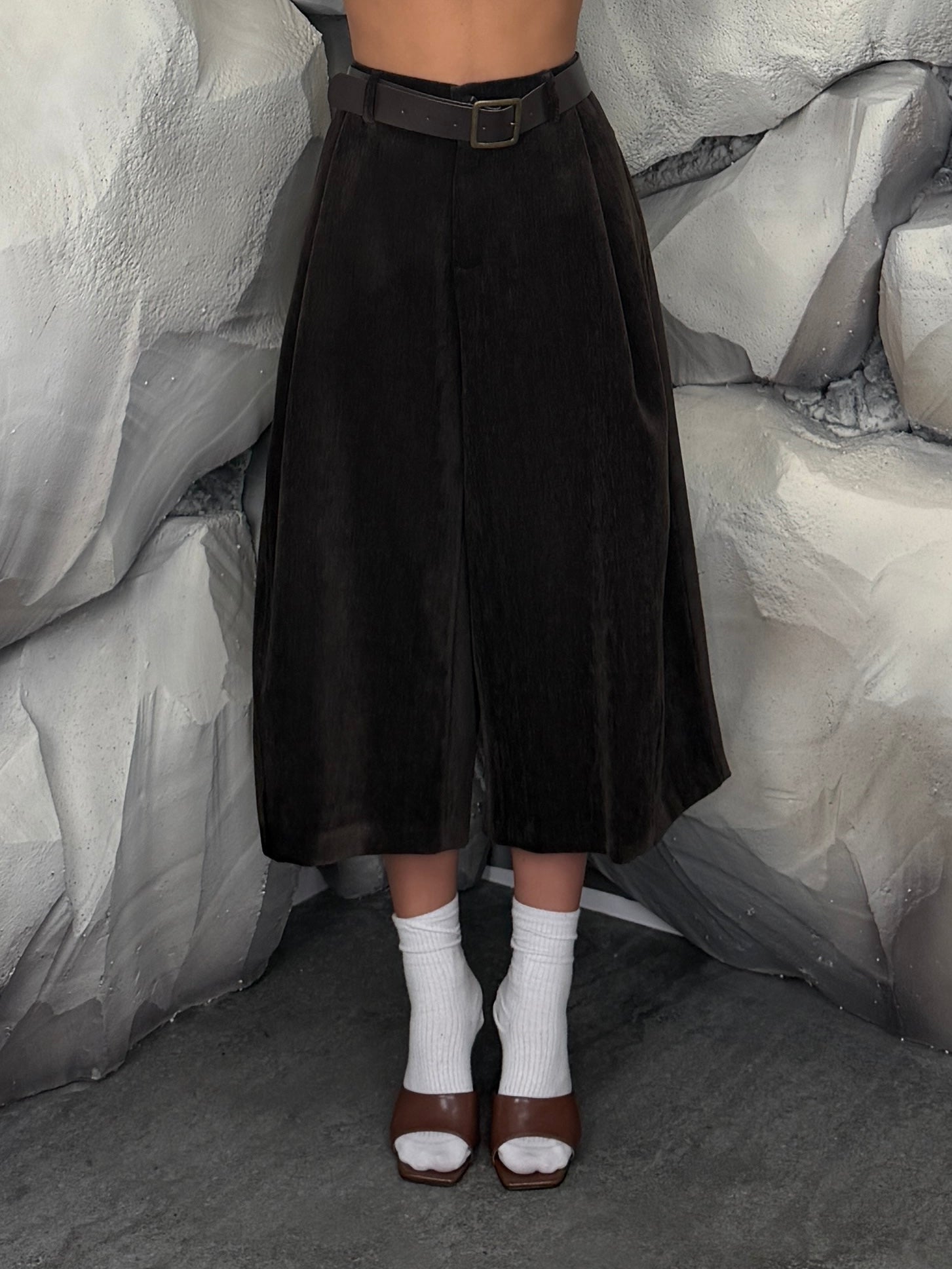 Jorts Aura just west