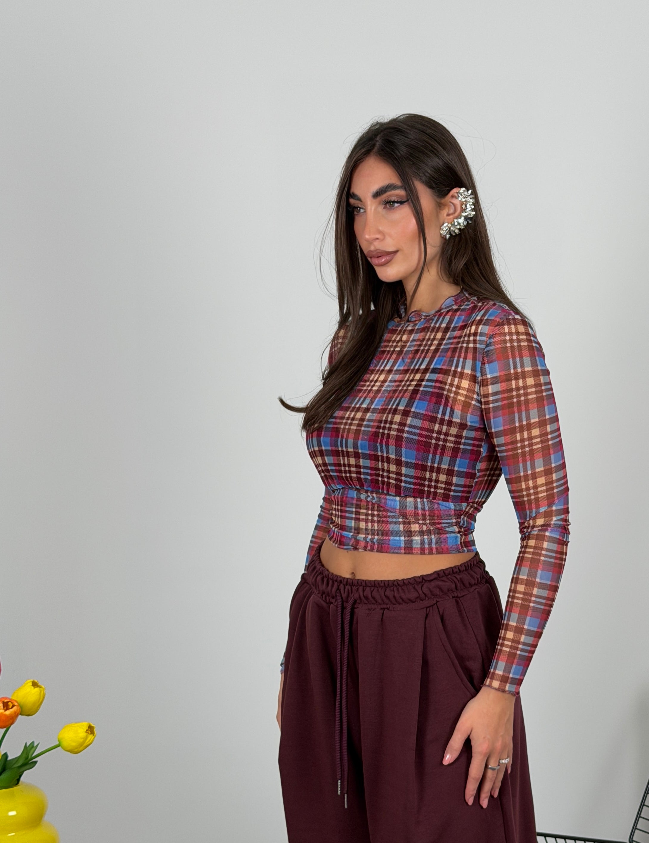 Maglia a quadri semivelata con top