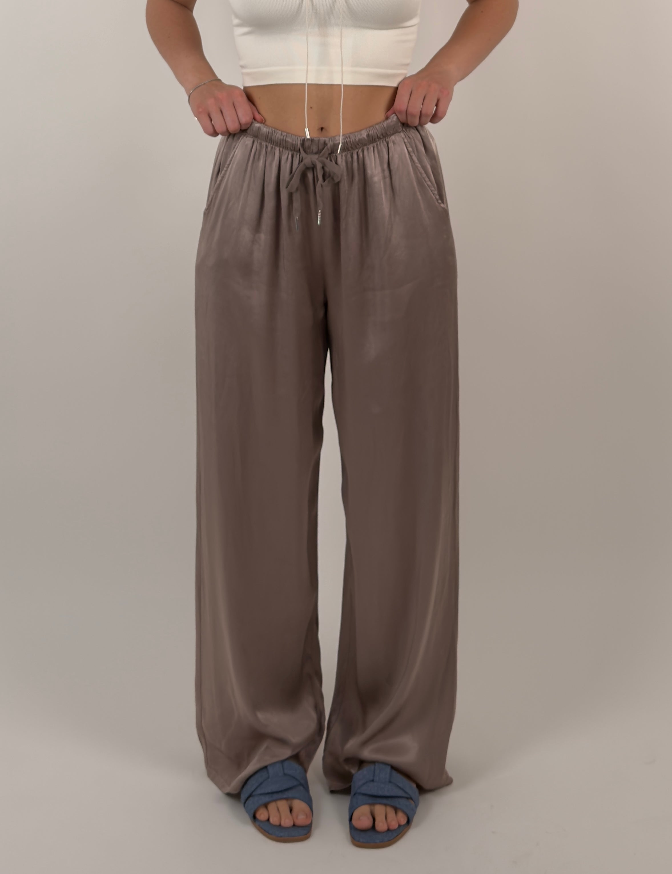 Pantalone effetto satinato Universal