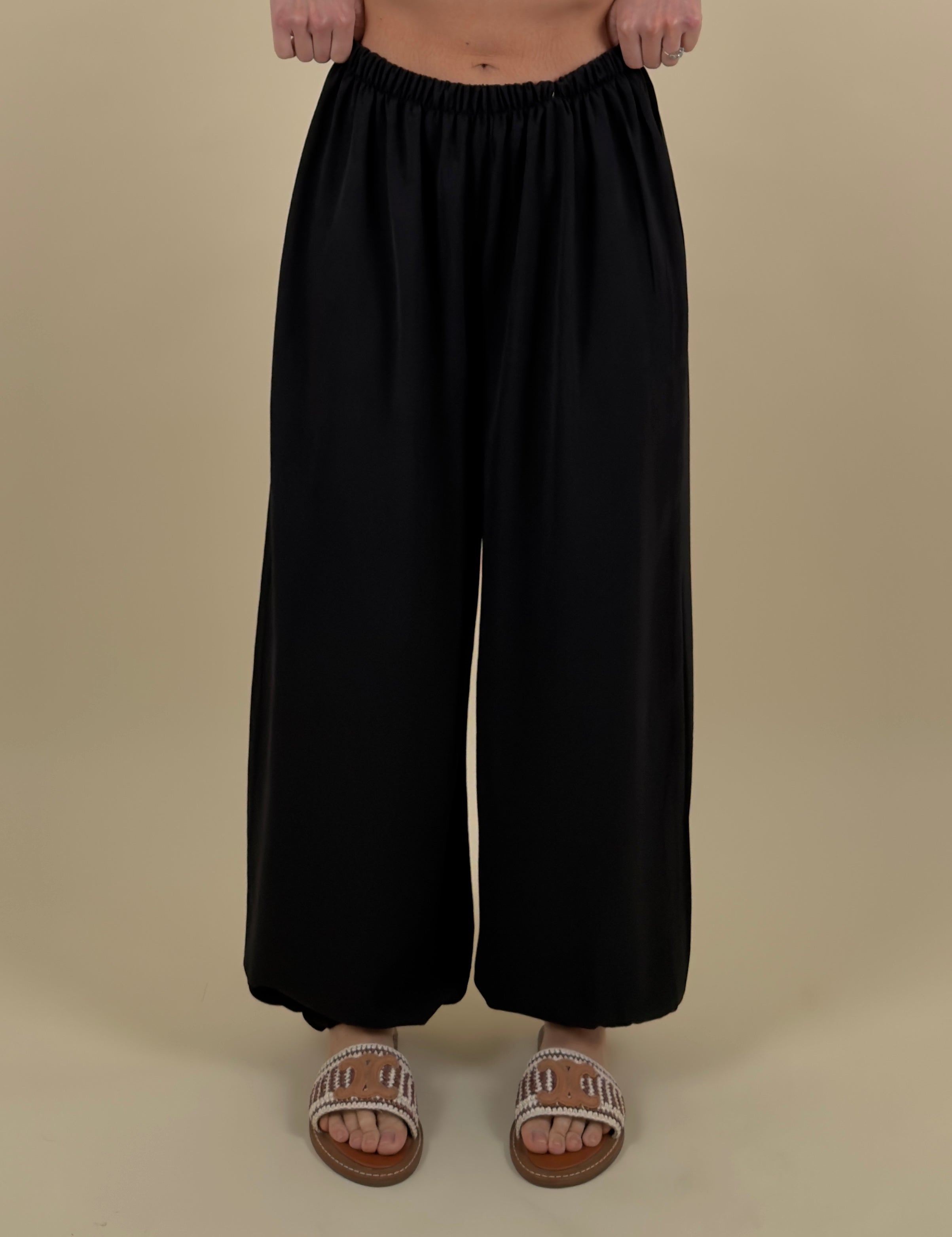 Pantalone elastico sulla caviglia