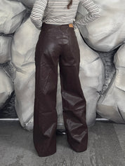 Pantalone stringhe ecopelle