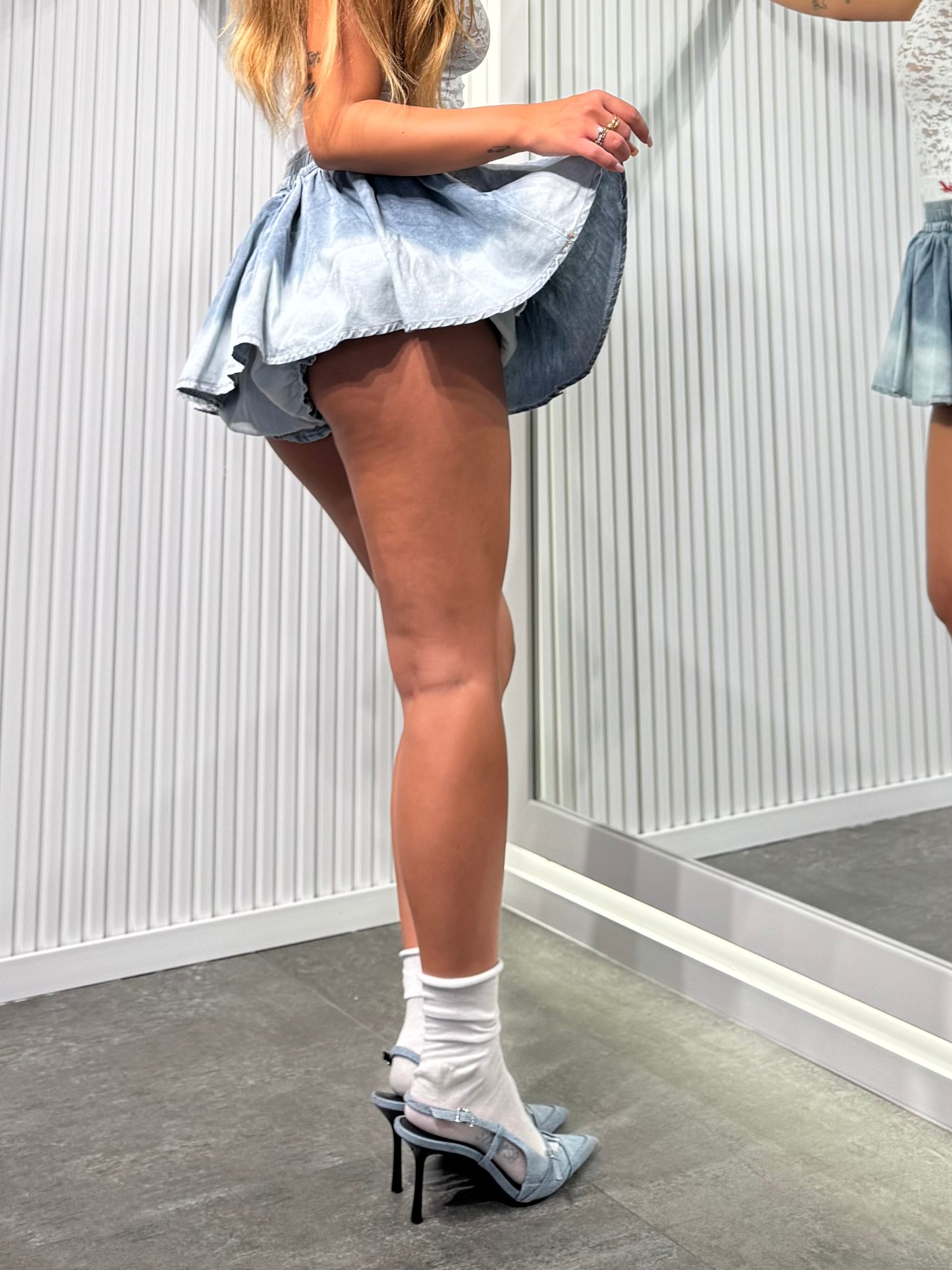 Short 127120