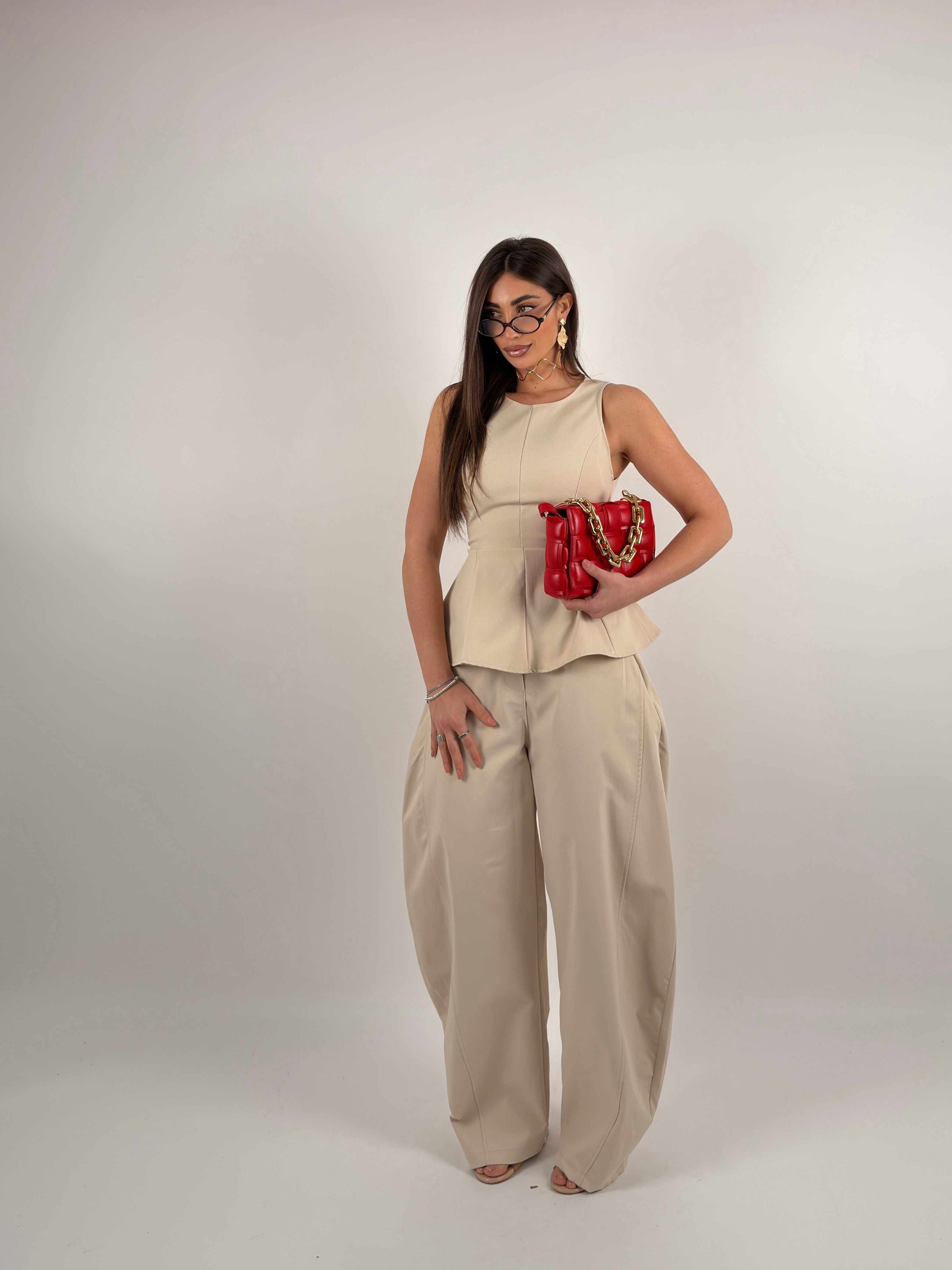 Completo tessuto SIMILDENIM, pantalone ballon e top giromanica con stringhe