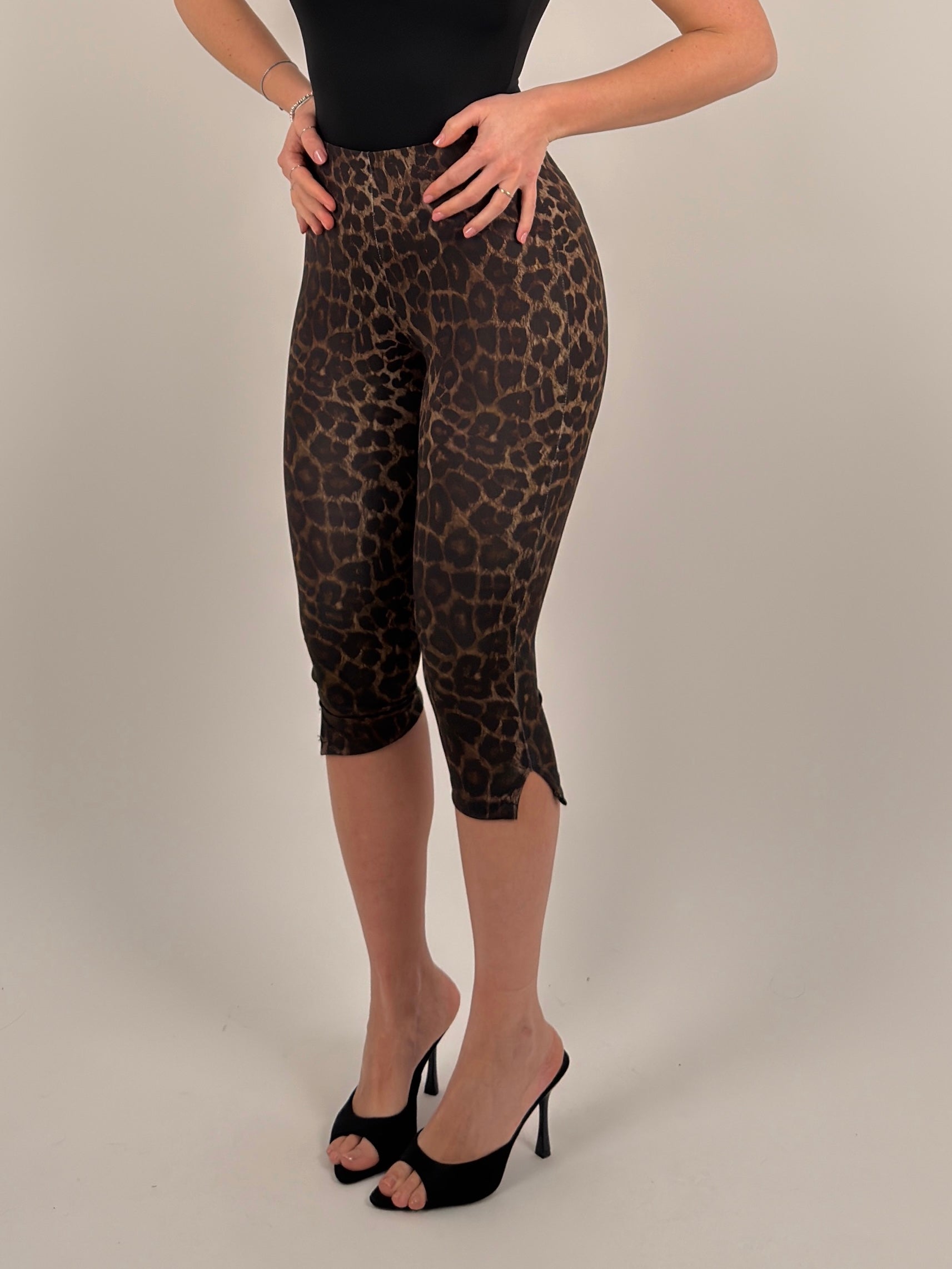 Pantalone 3/4 maculato