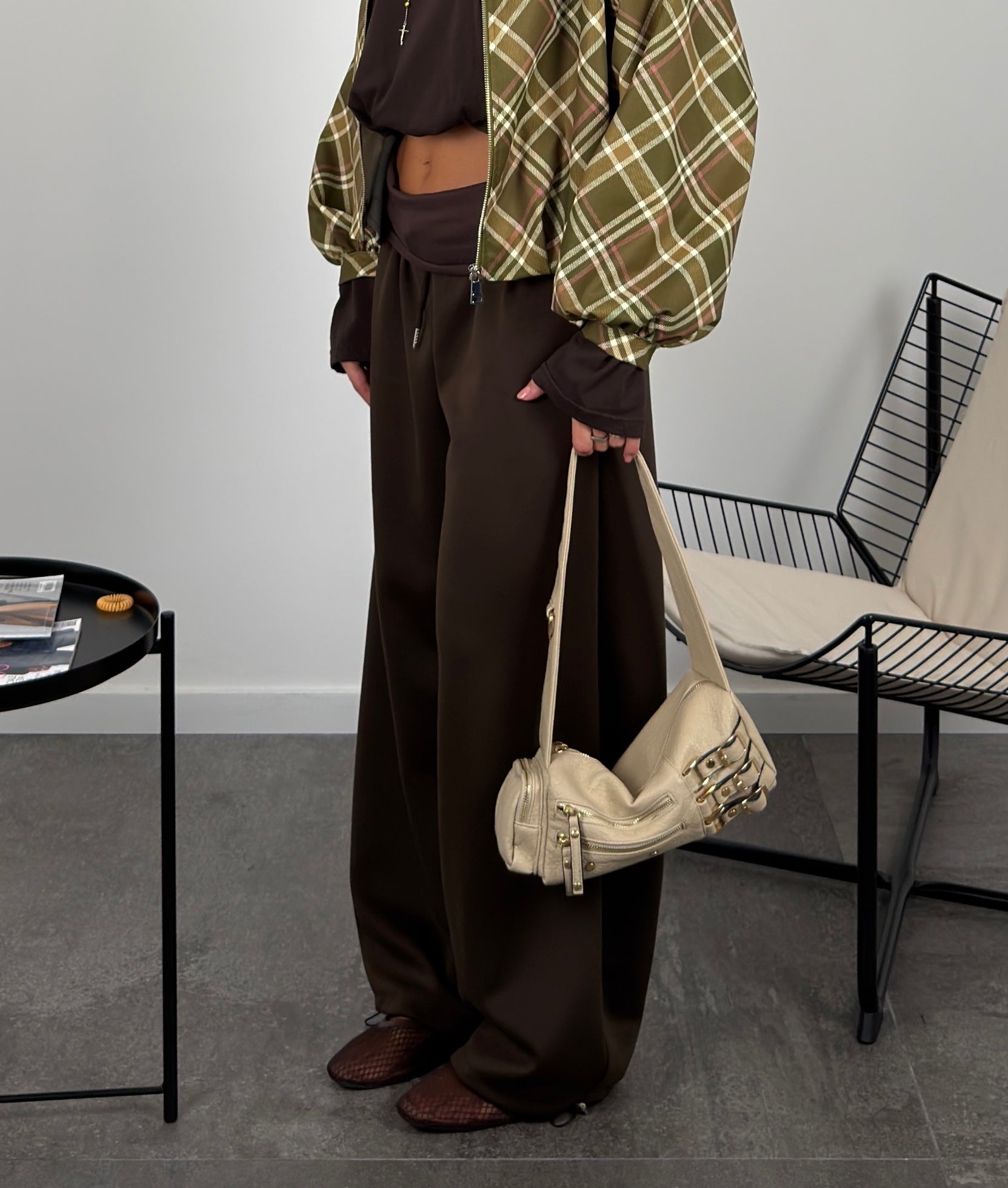 Pantalone tuta con risvolto