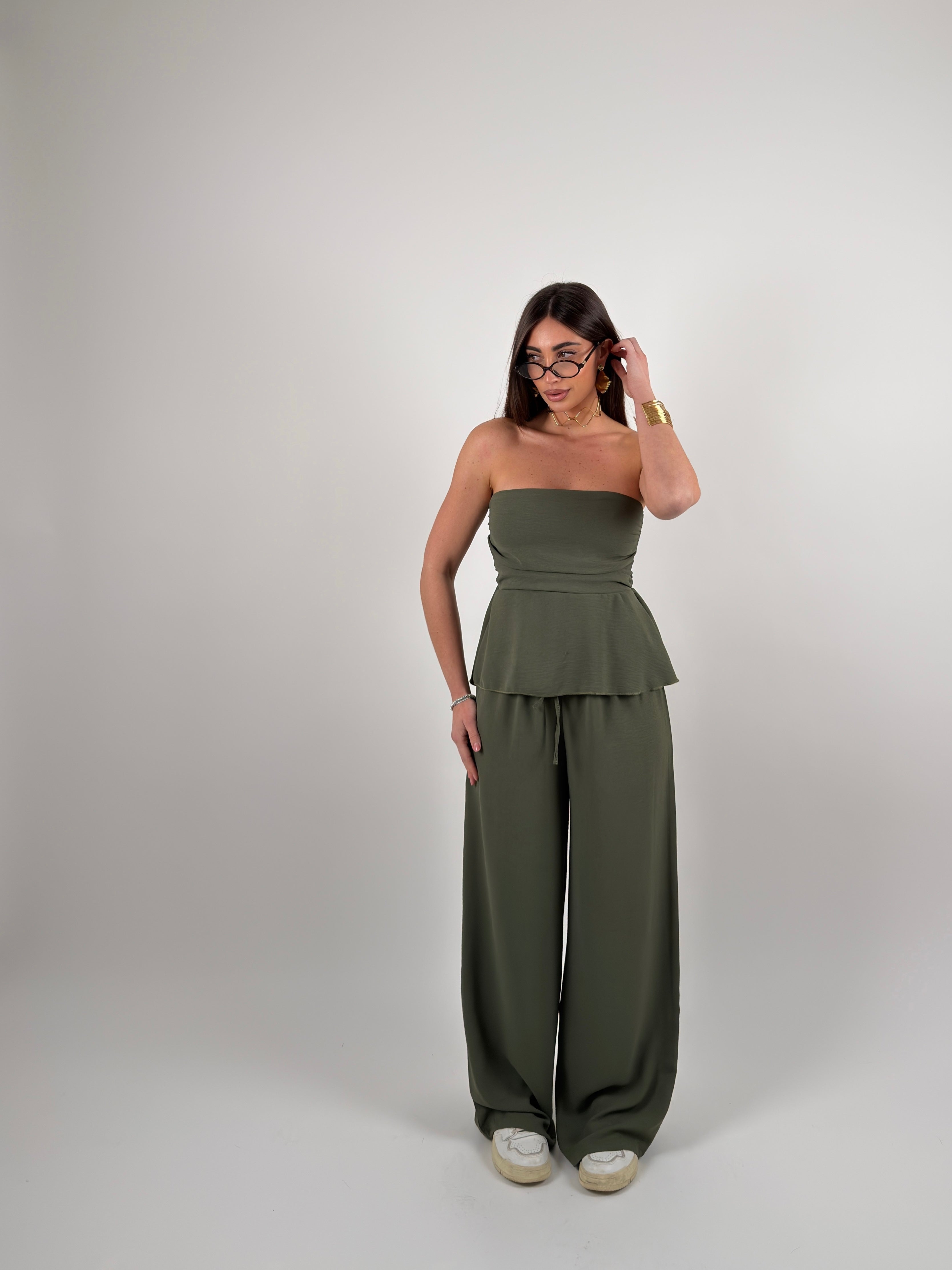 Completo top fascia e pantalone palazzo