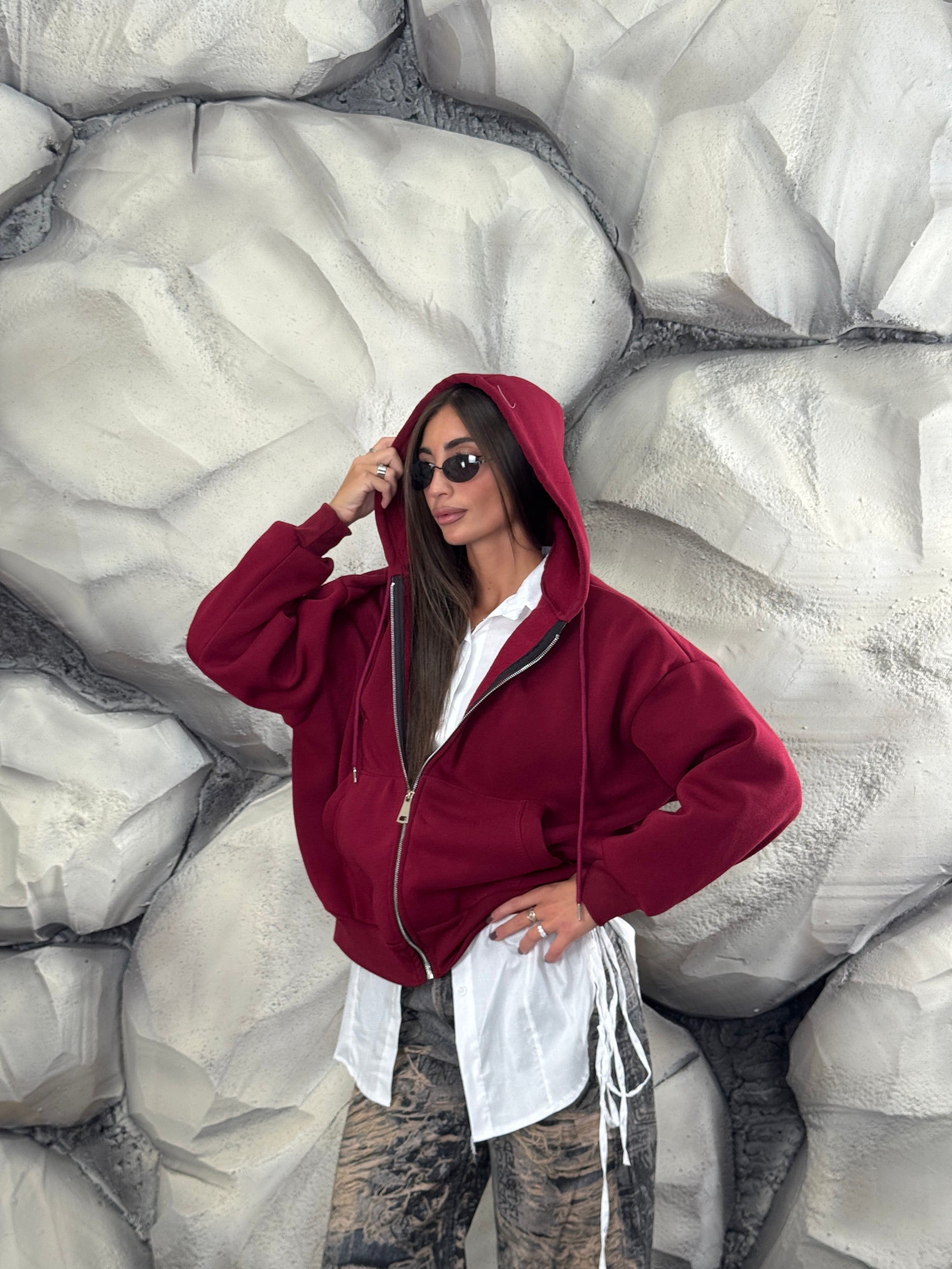 Felpa con zip e cappuccio