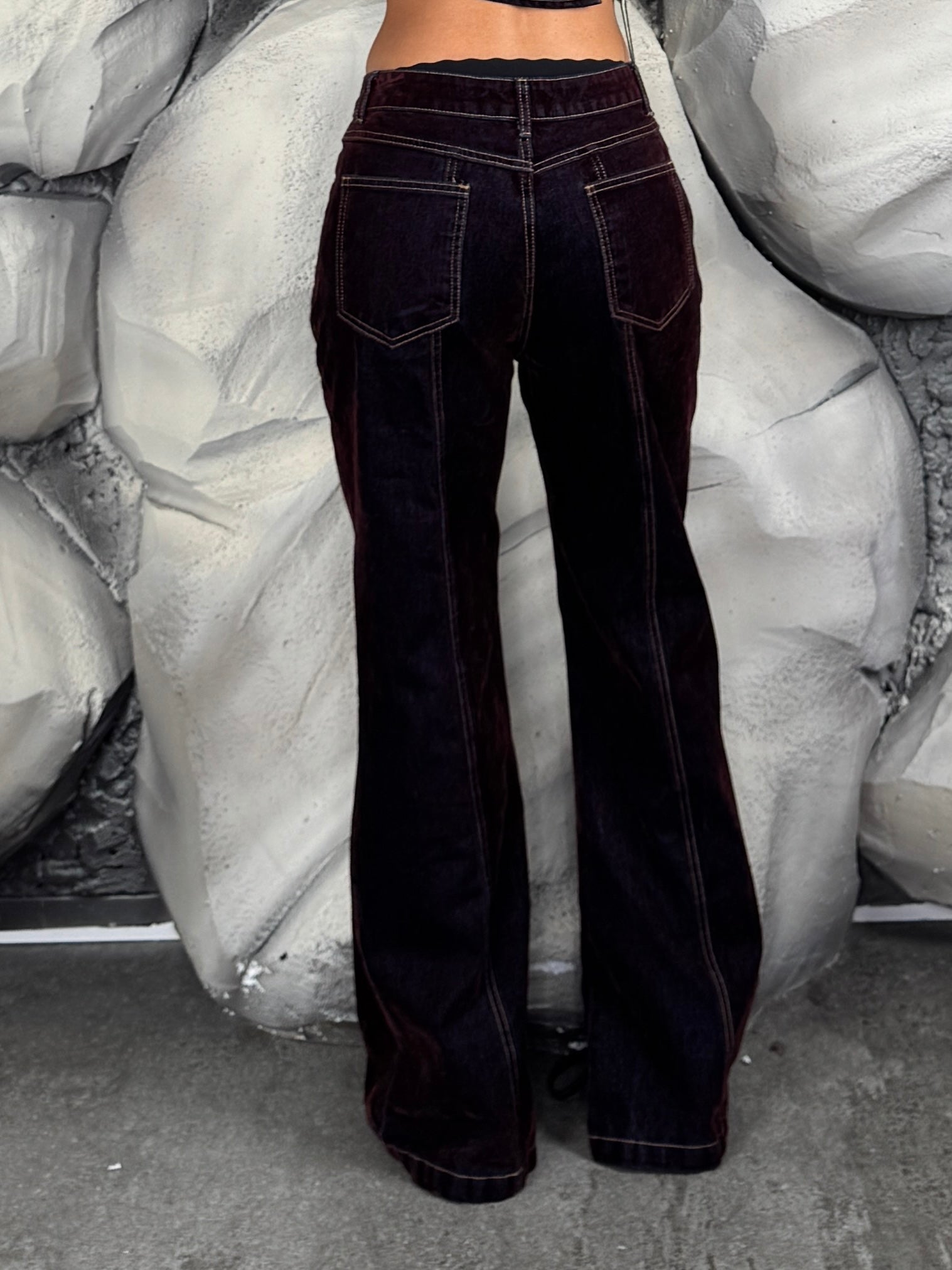 Jeans stringhe velluto