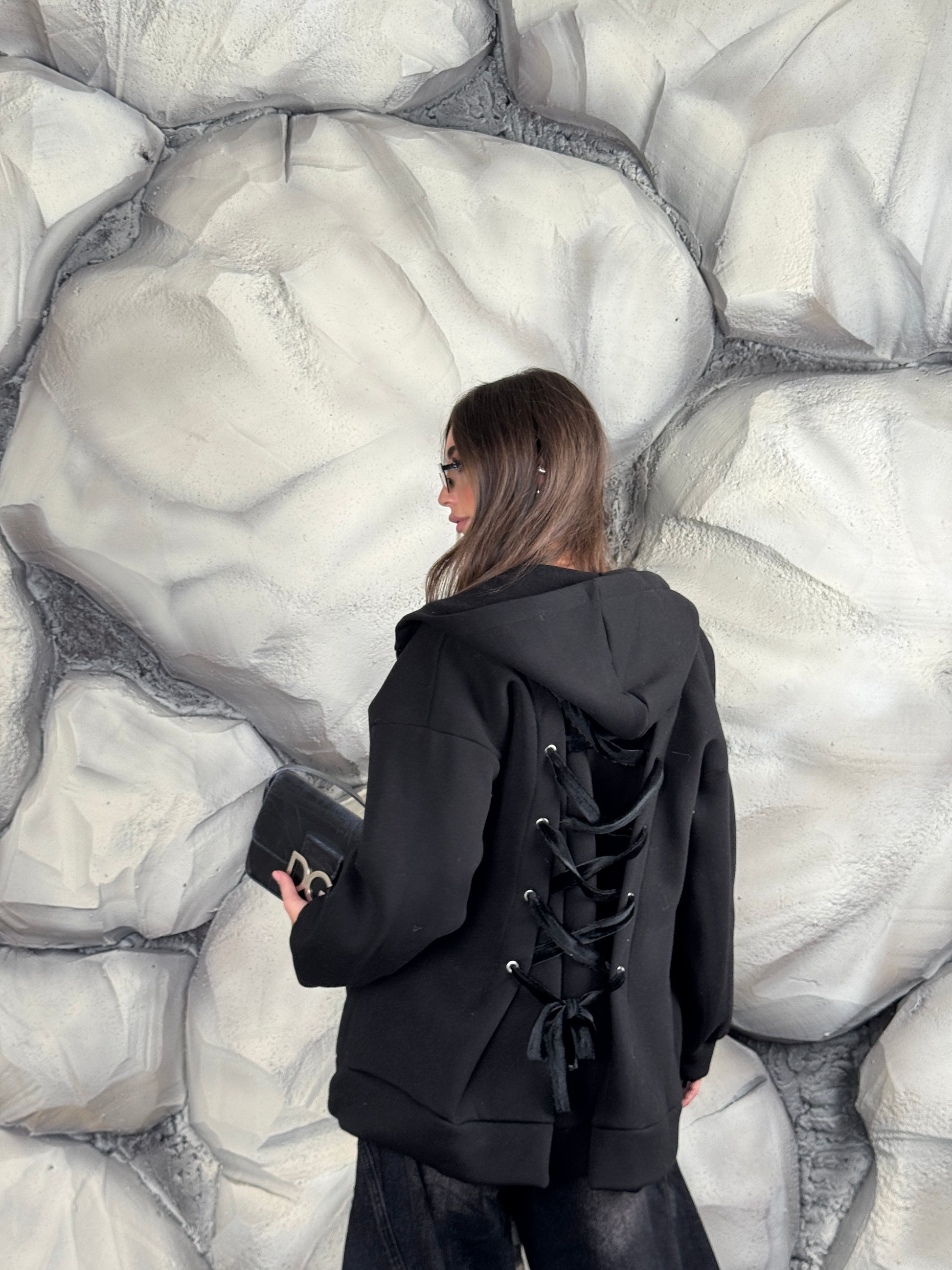 Felpa aperta sul retro