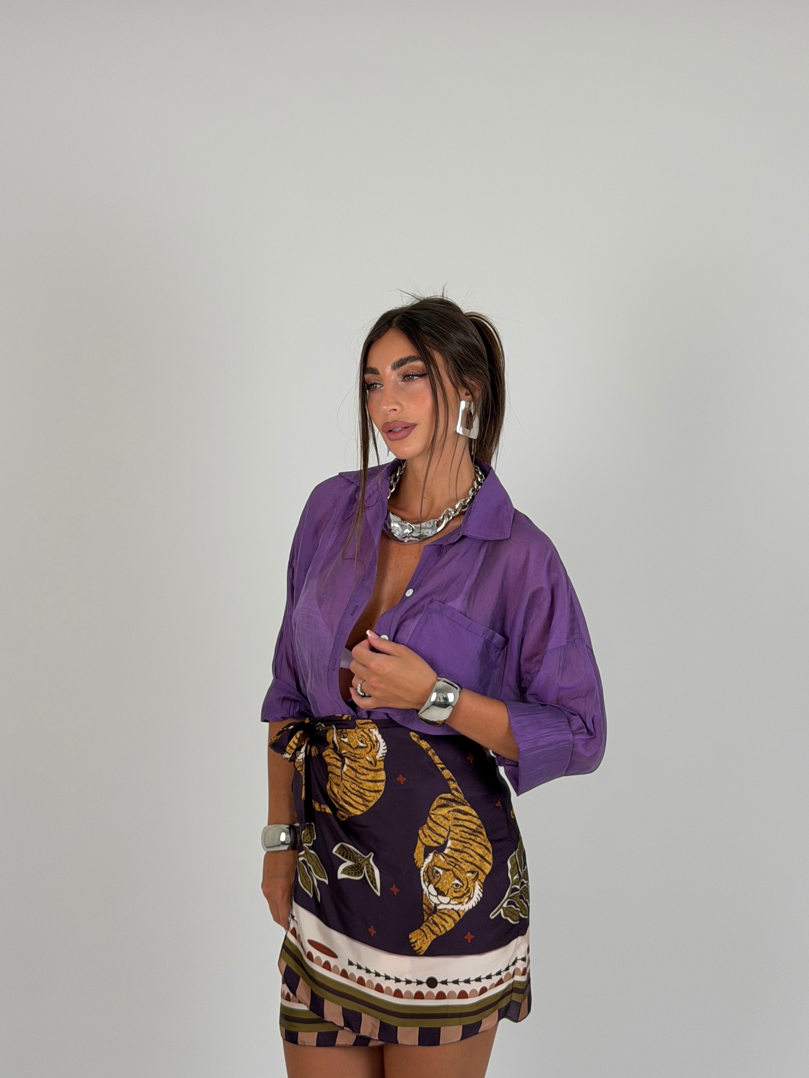 Camicia semivelata salva outfit