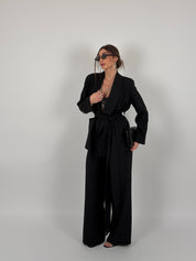 Completo con cintura in vita