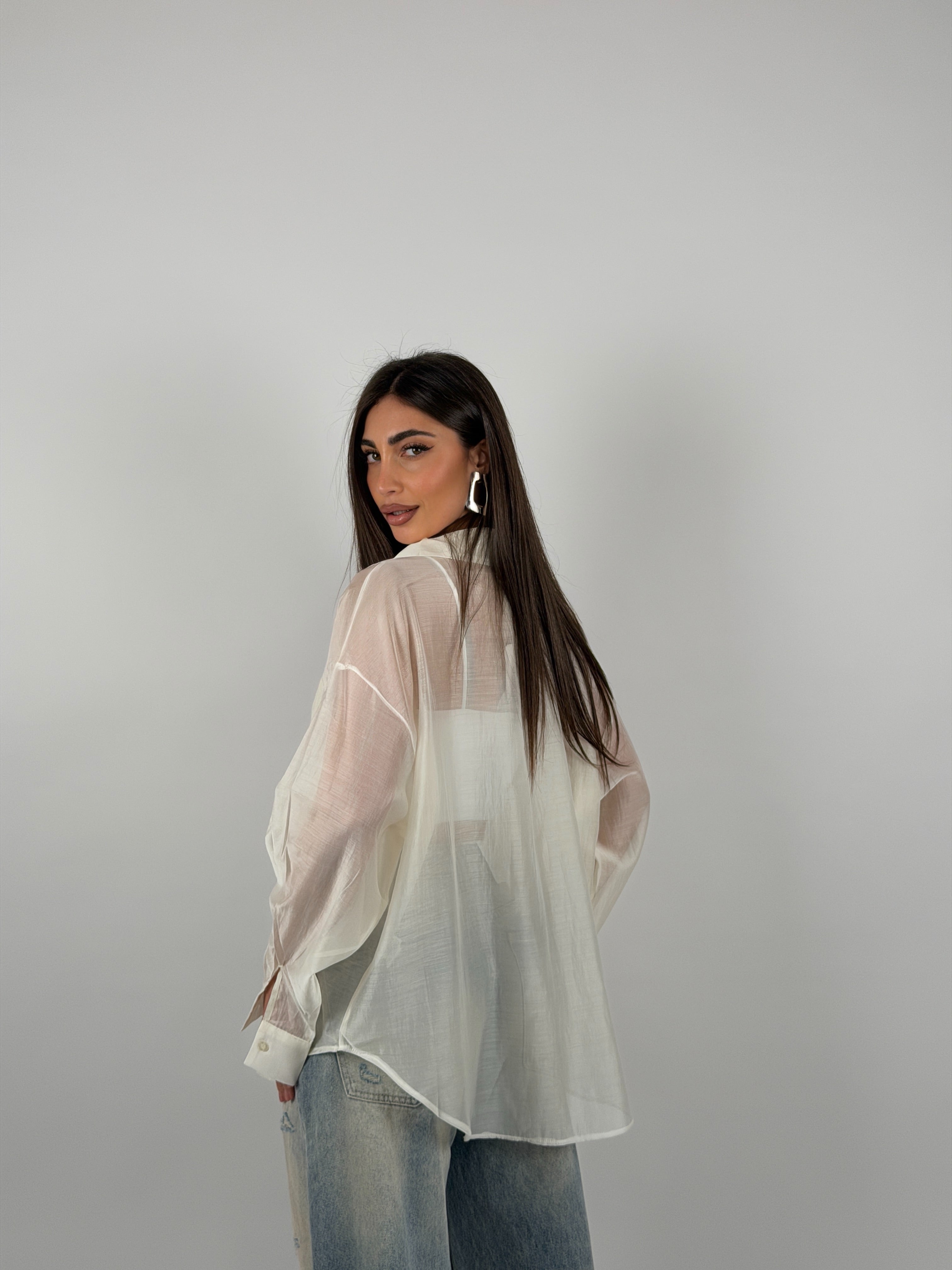 Camicia semivelata oversize