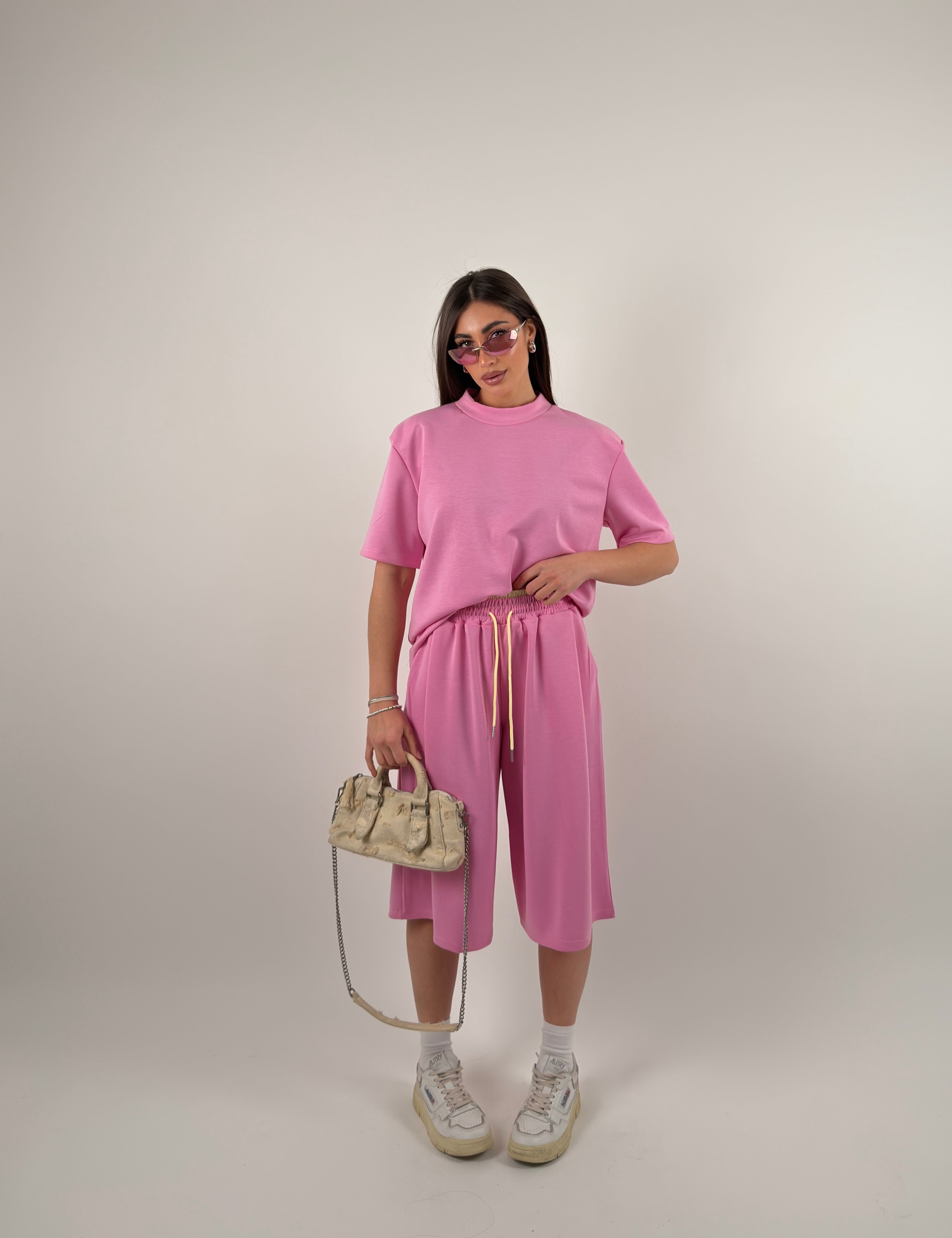 Completo comfort maglia over e jorts doppio elastico