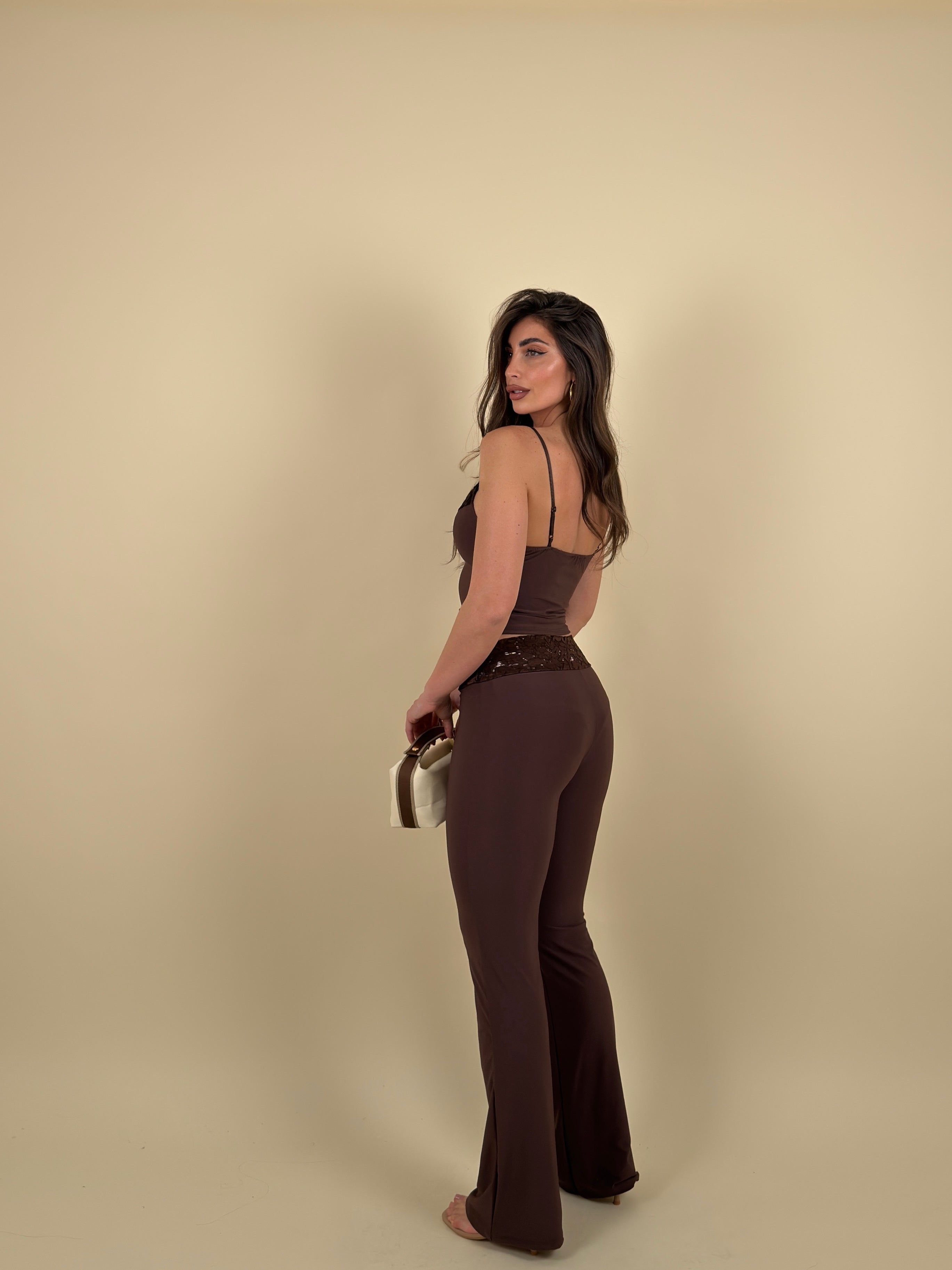 Completo top e pantalone zampa