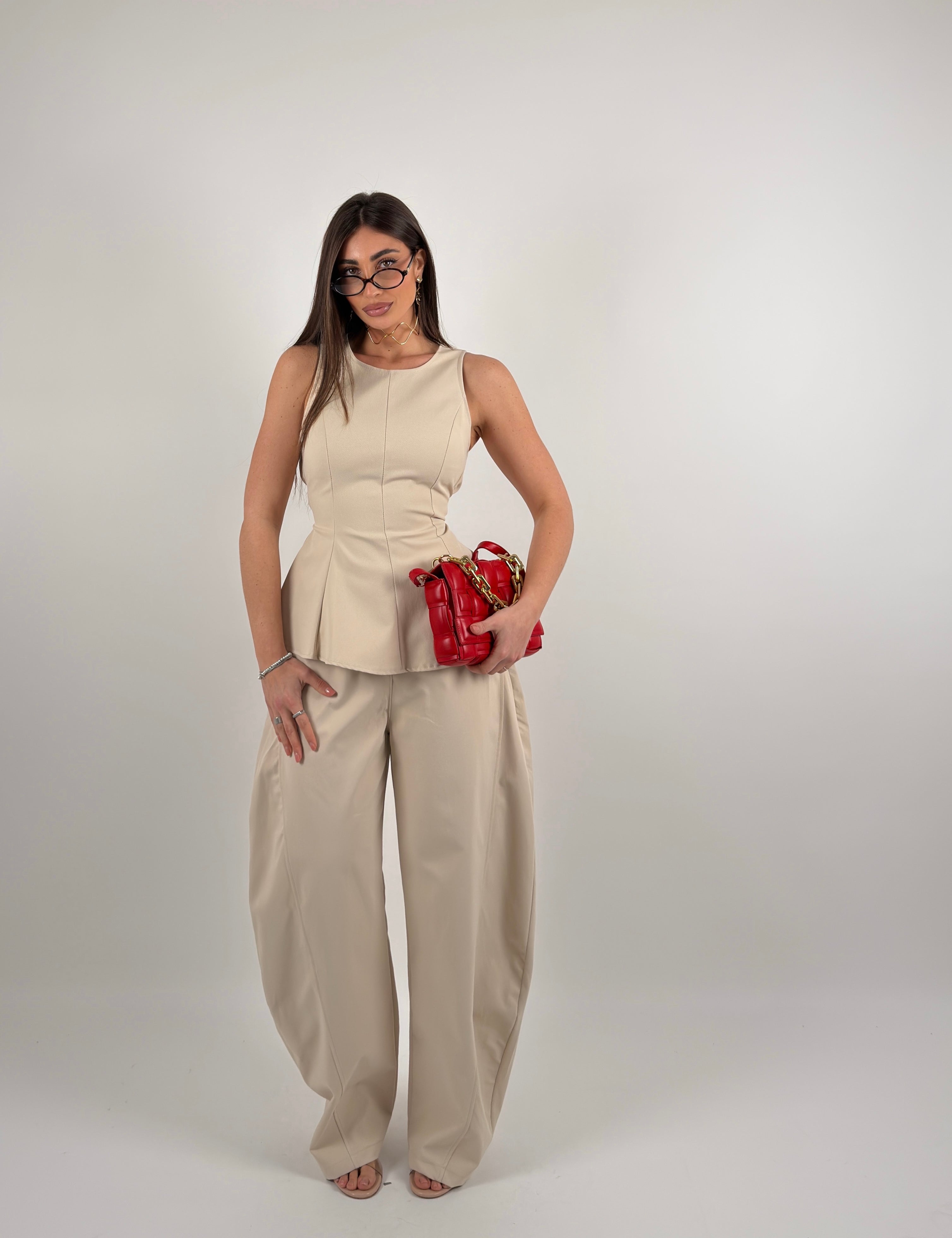 Completo tessuto SIMILDENIM, pantalone ballon e top giromanica con stringhe