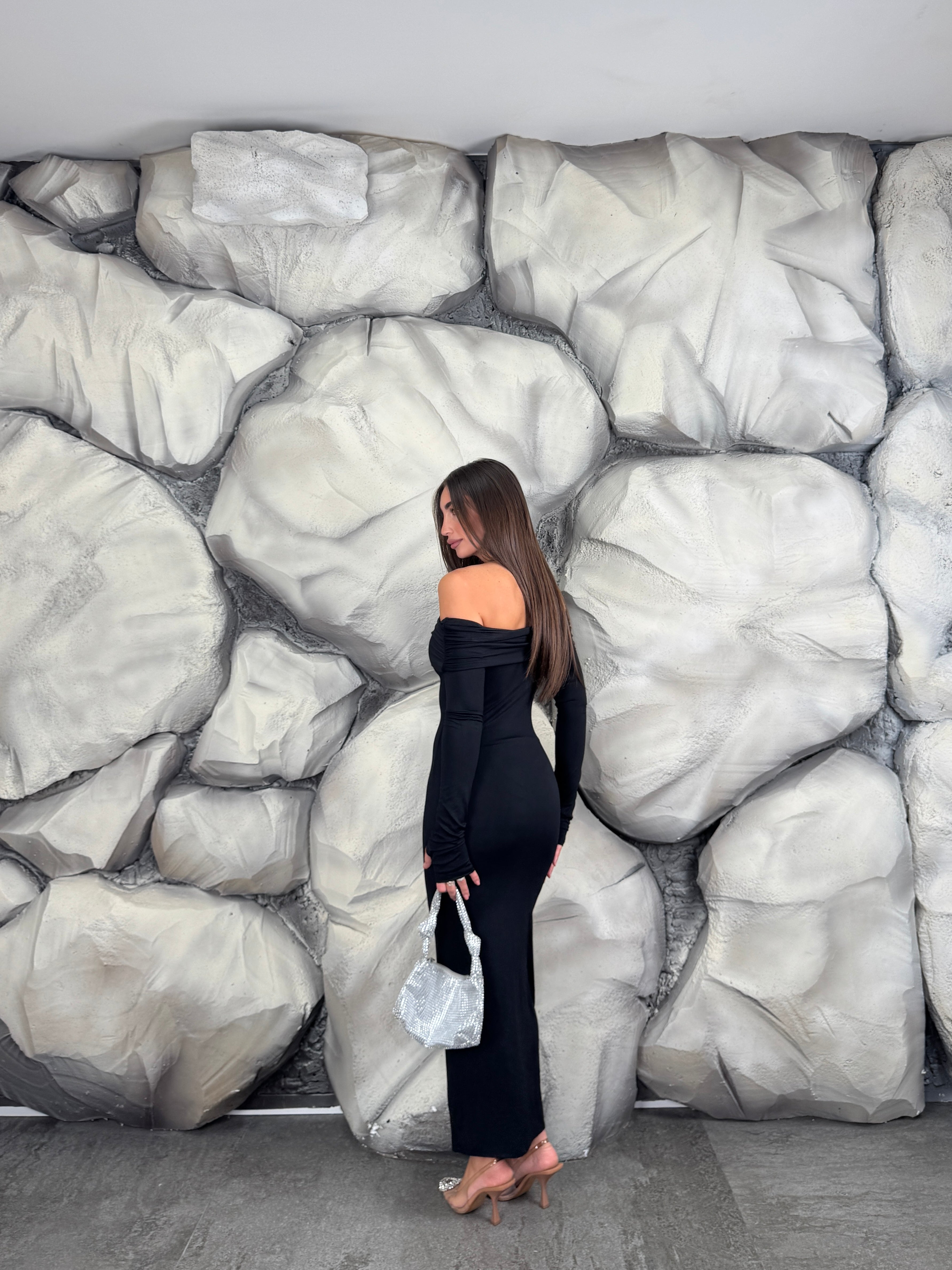 Vestito scollo a barca