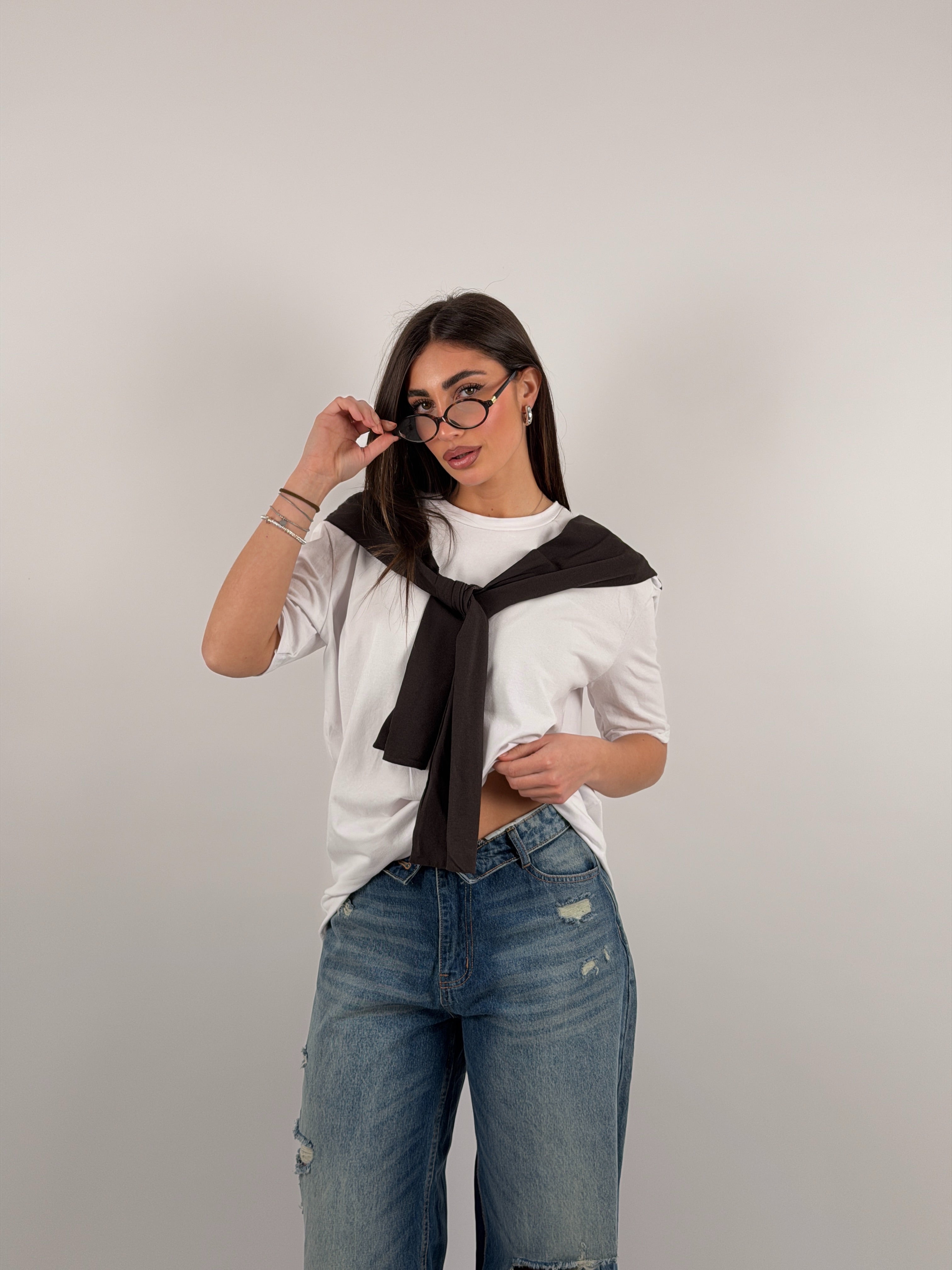 Maglia con maniche che si incrociano