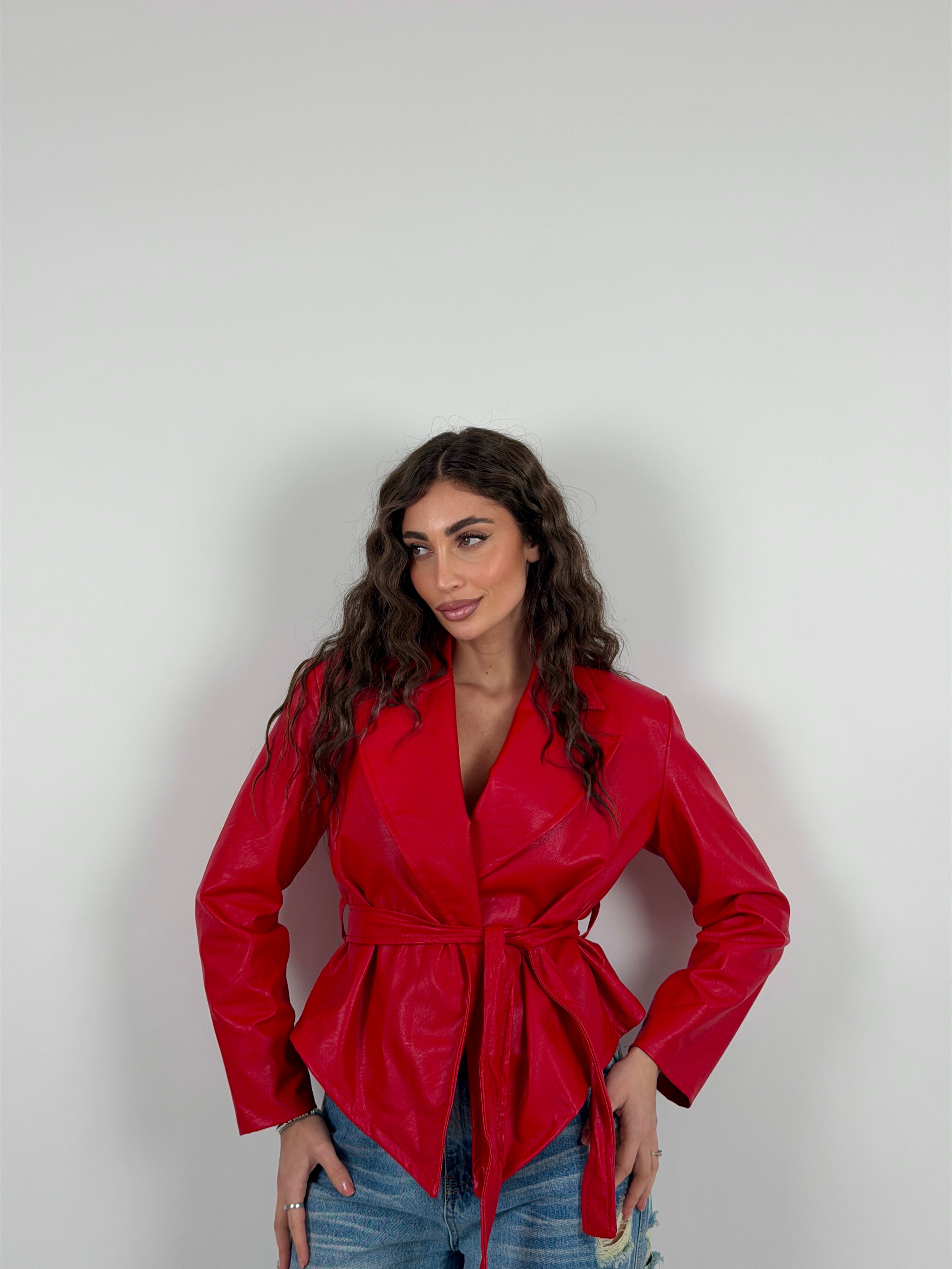 Giacca con cintura in vita