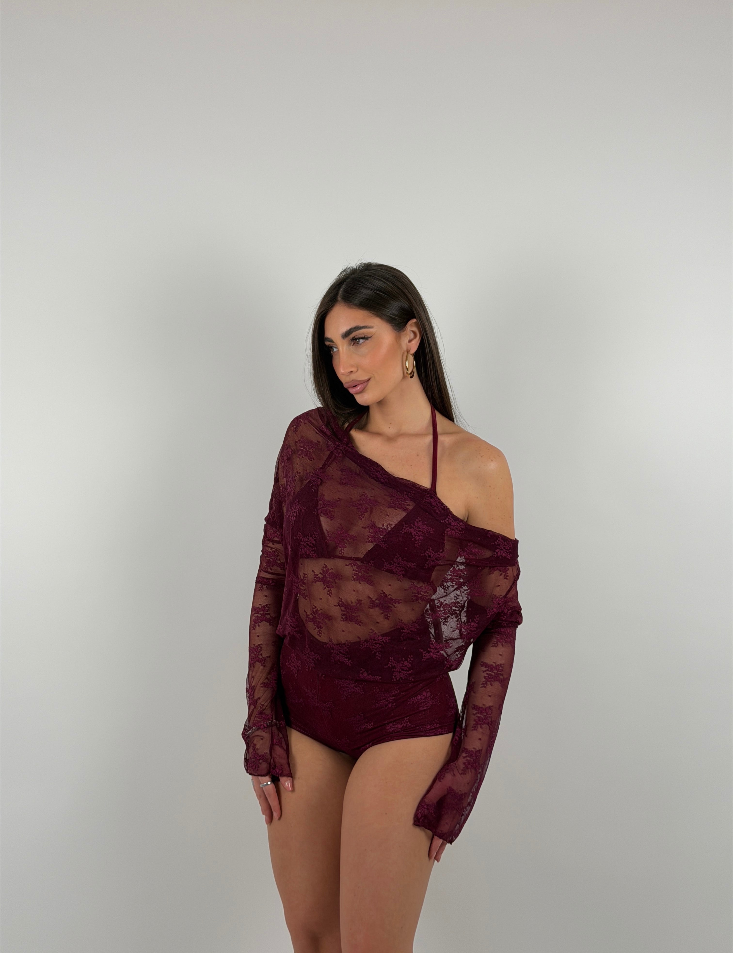 Tutina in merletto con top incluso