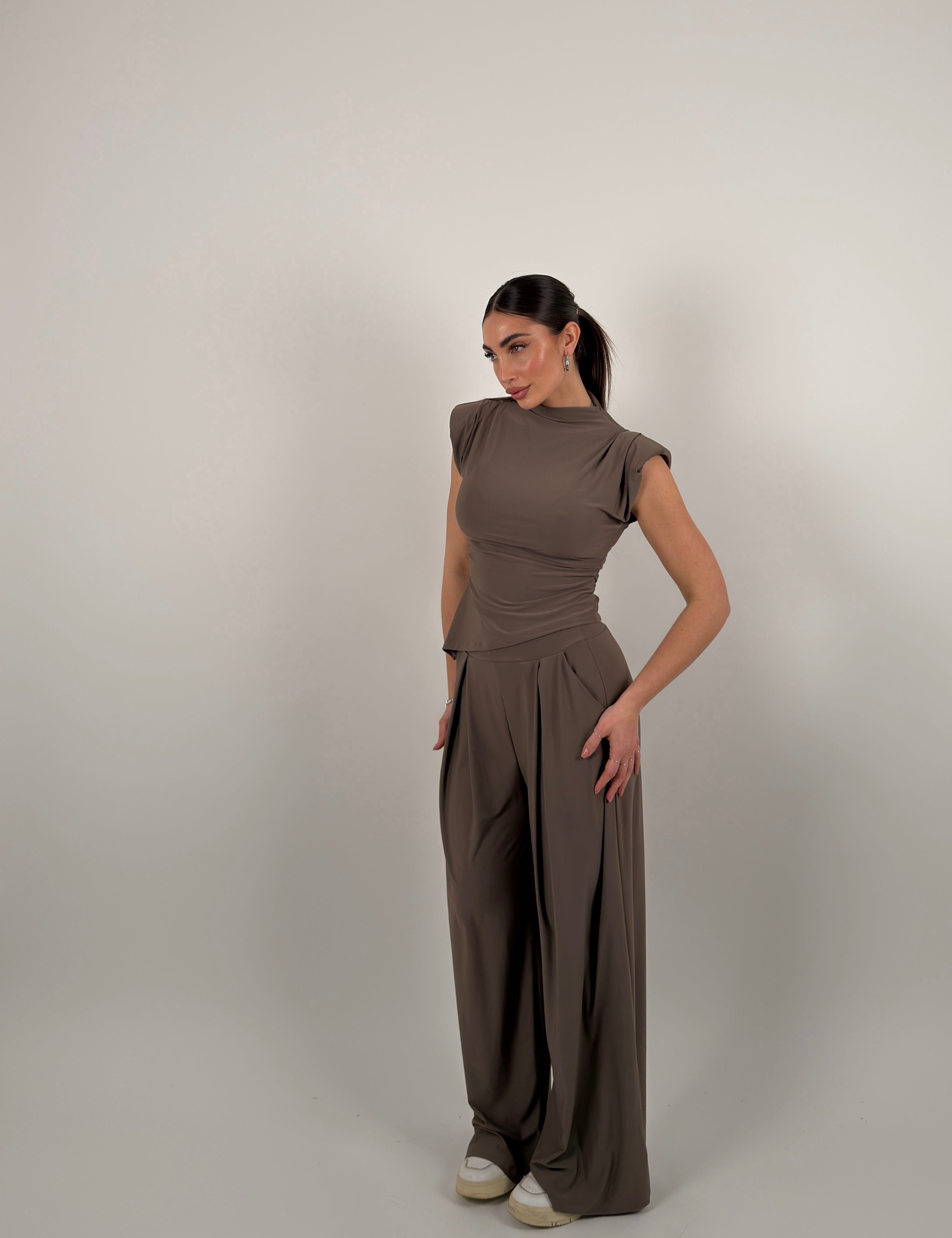 Completo Lost giro manica e pantalone palazzo