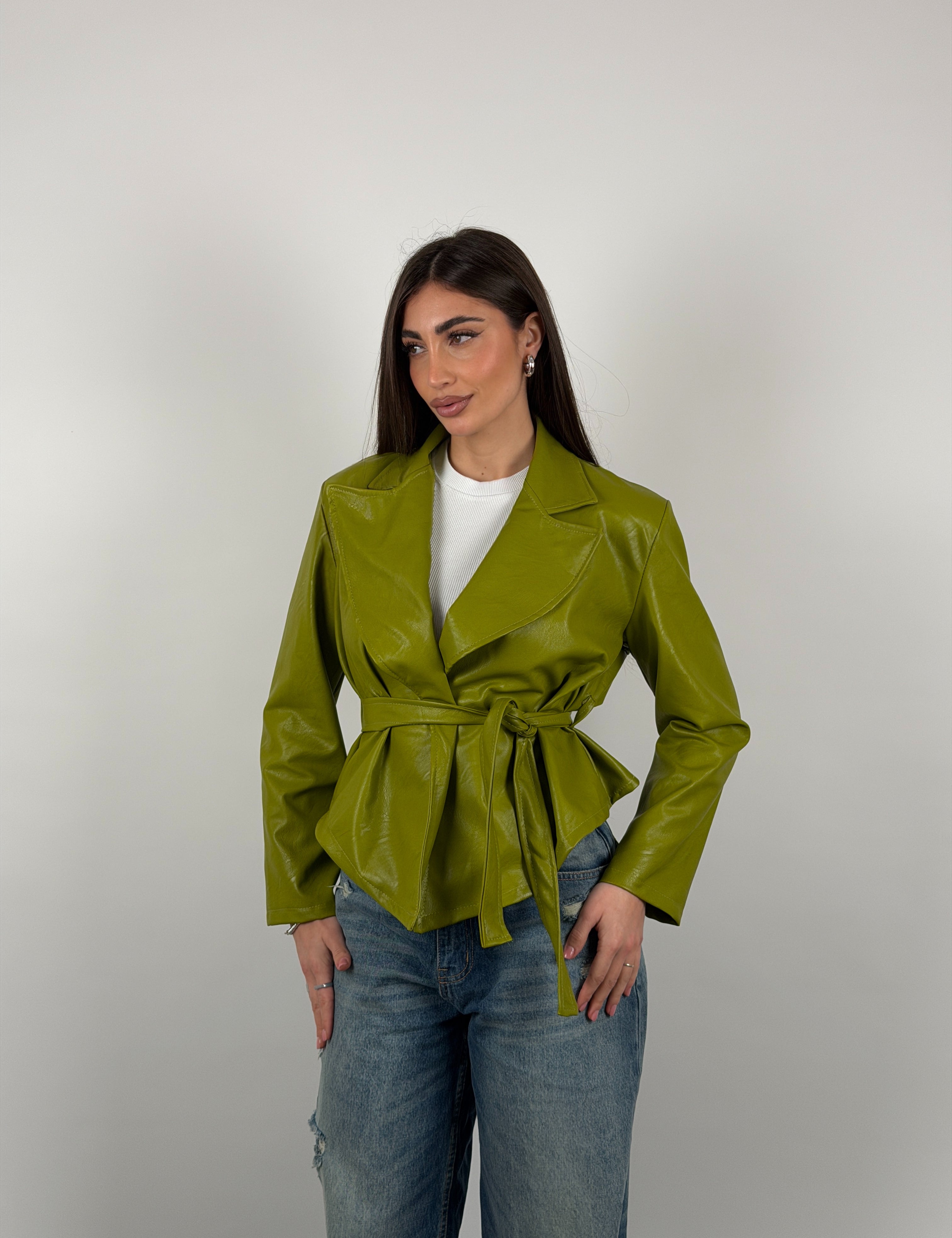 Giacca con cintura in vita