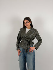 Giacca con cintura in vita