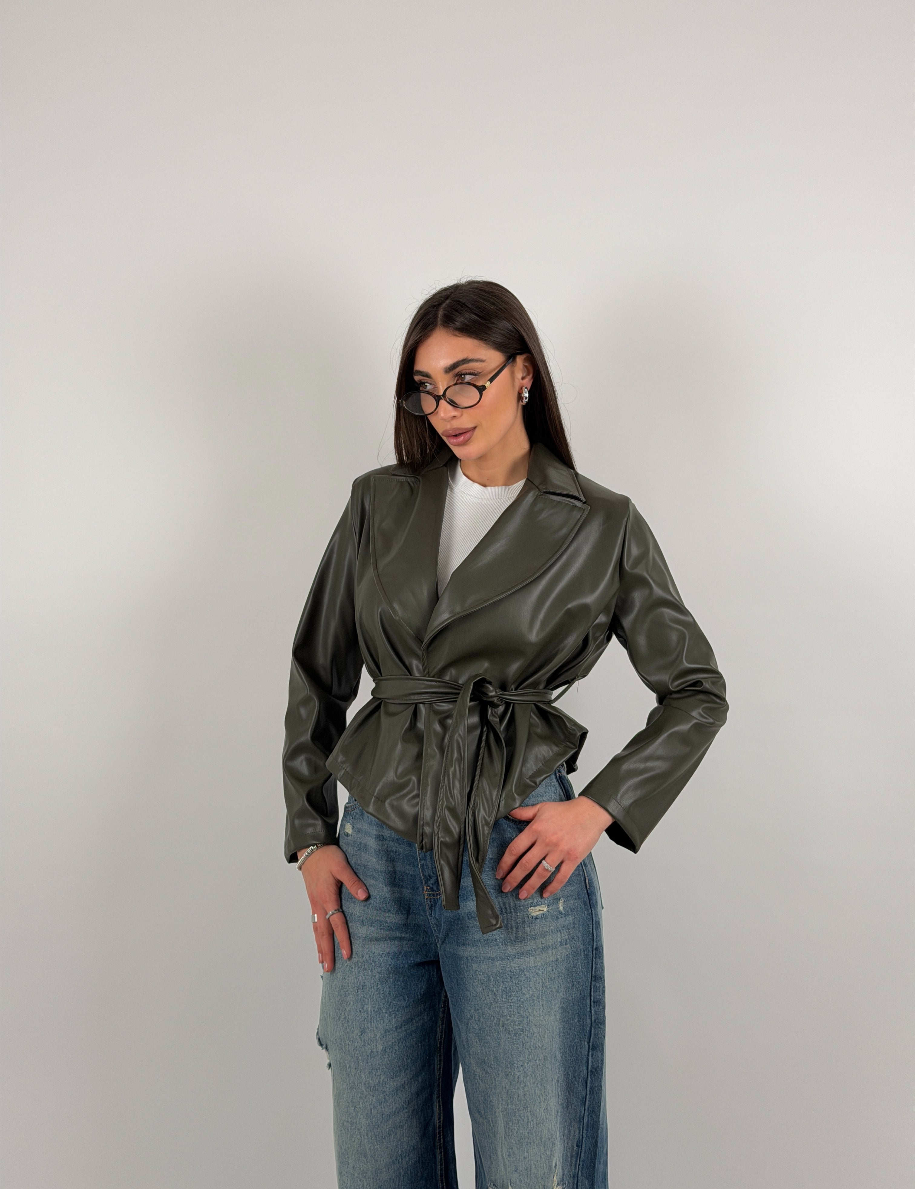 Giacca con cintura in vita