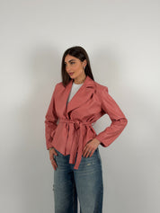 Giacca con cintura in vita