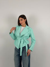 Giacca con cintura in vita