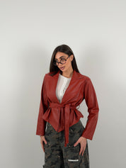 Giacca con cintura in vita