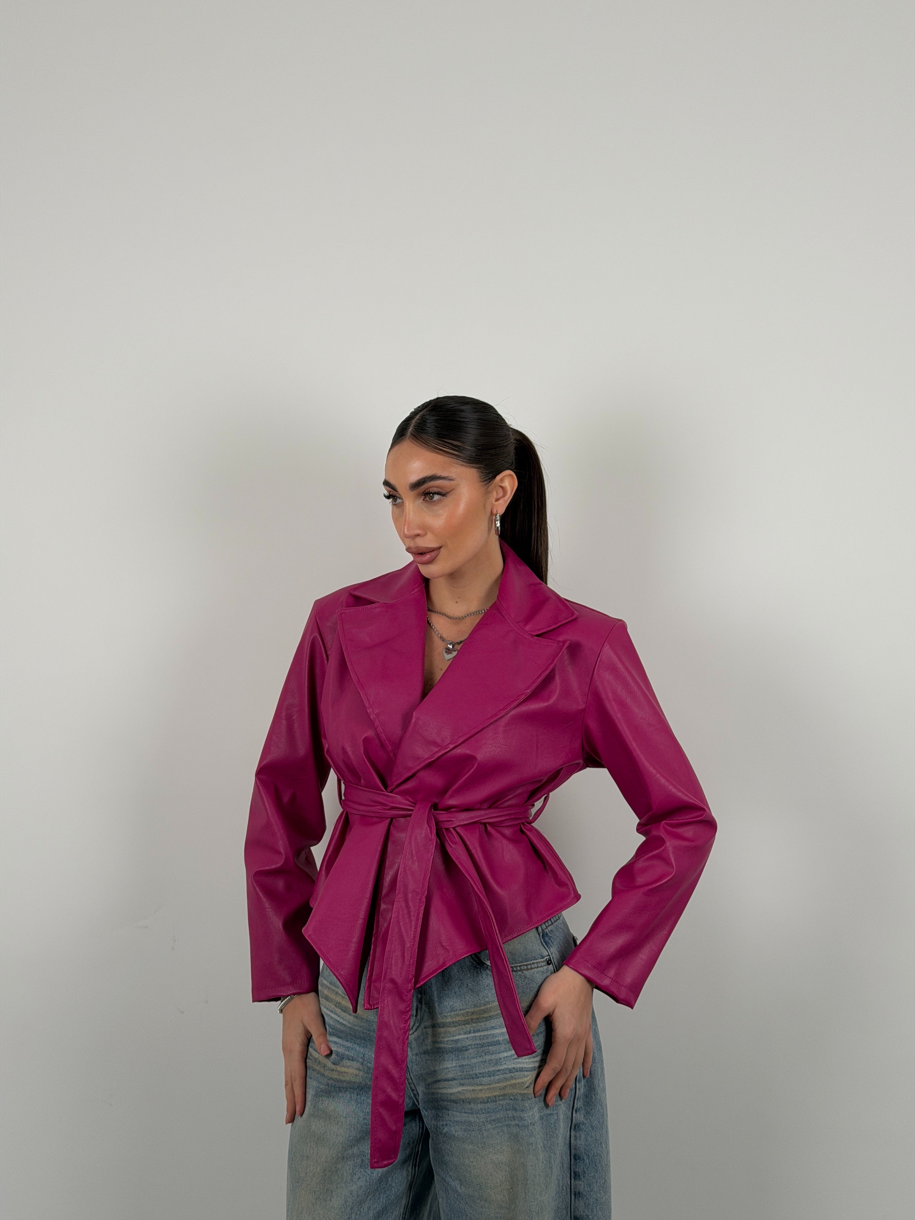 Giacca con cintura in vita