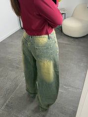 Jeans red flag